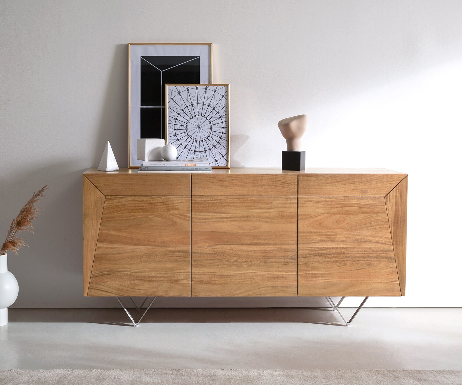 Dressoir Kayu 145x40x70 cm acacia natuur 3 deuren V-poot 1