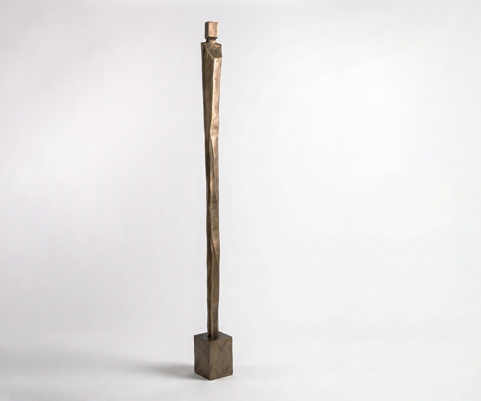 Beeldje Statera B17 x D16 x H190 cm Aluminium Aurum Satin Handgemaakt