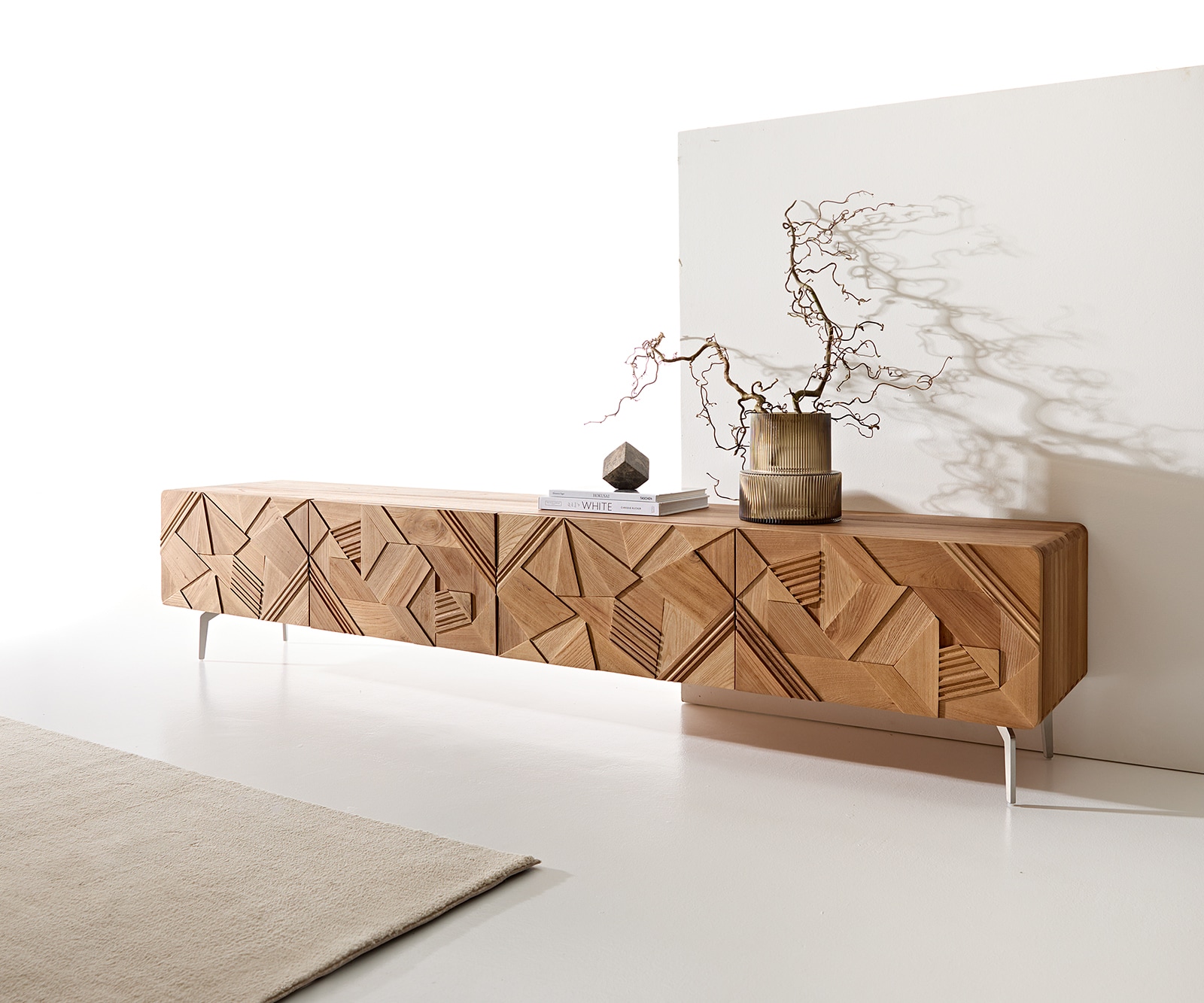 Tv-meubel Eldoria 220 cm natuur iep 3D effect 2 deuren 2 laden hoekonderstel rvs 1 Tv-meubel Eldoria 220 cm natuur iep 3D effect 2 deuren 2 laden hoekonderstel rvs 1