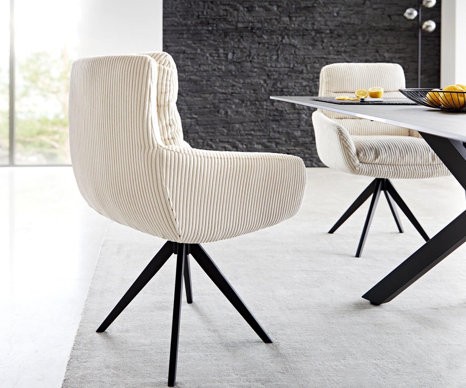 Eetkamerstoel Abelia-Flex met armleuning koord beige kruisframe hoekig zwart 4 Eetkamerstoel Abelia-Flex met armleuning koord beige kruisframe hoekig zwart 4