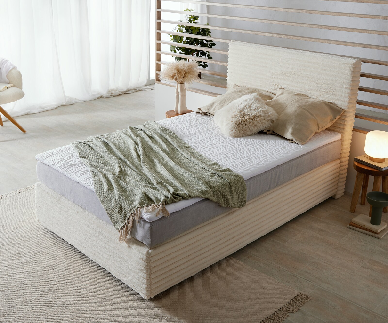 Boxspringbed Dream-Well pluche koord beige 120x200 cm TFK matras Visco topper 3 Boxspringbed Dream-Well pluche koord beige 120x200 cm TFK matras Visco topper 3