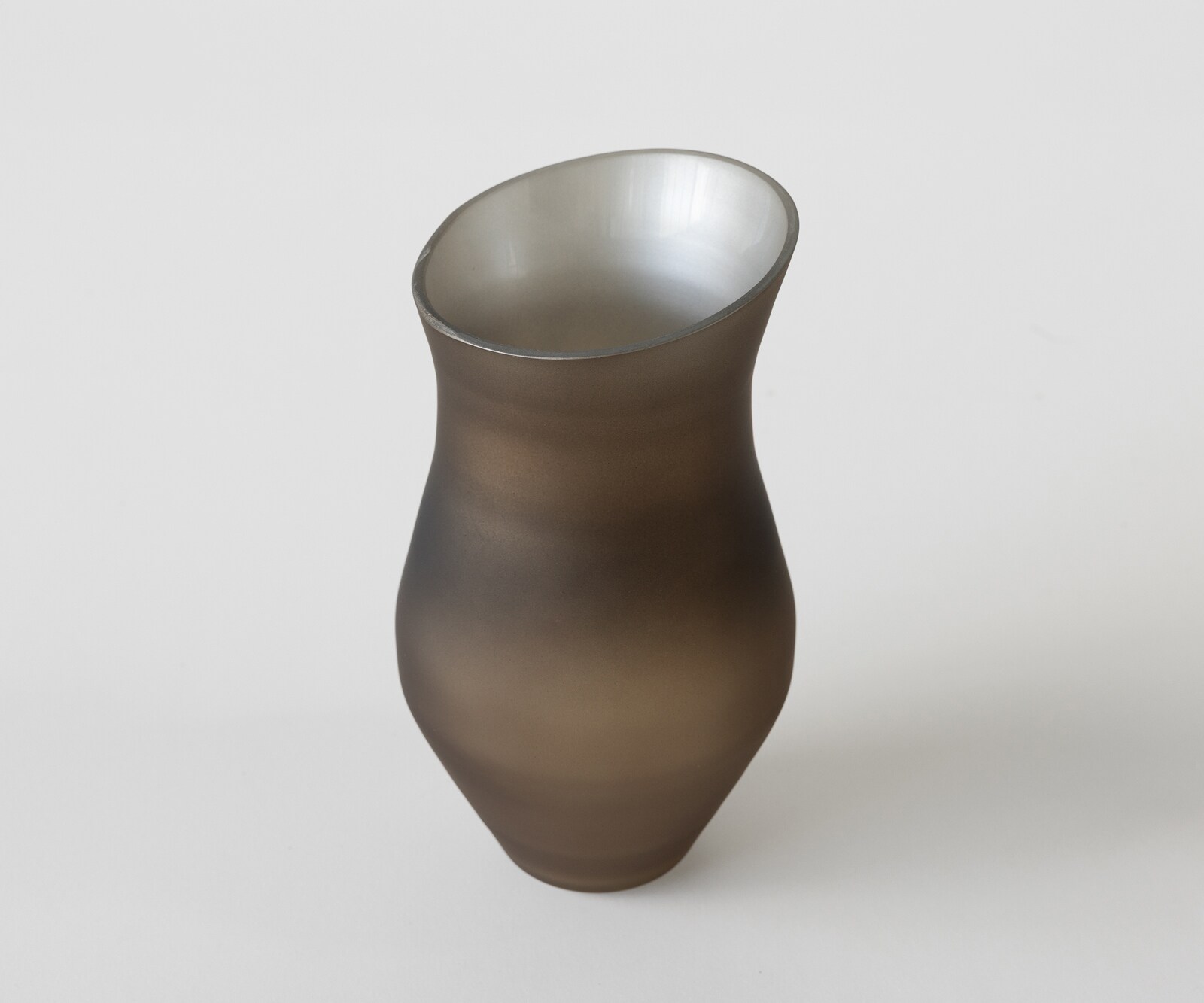Vaas Curvia B18 x D11 x H41 cm Glas Aurum Mondgeblazen 1