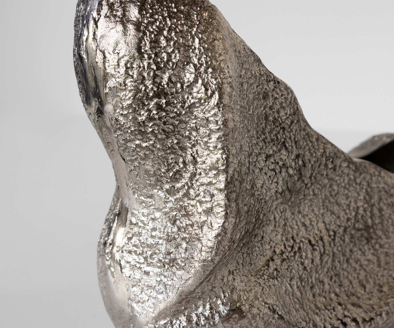 Vaas Grotta B31 x D20 x H34 cm Aluminium Platin Handgemaakt 5
