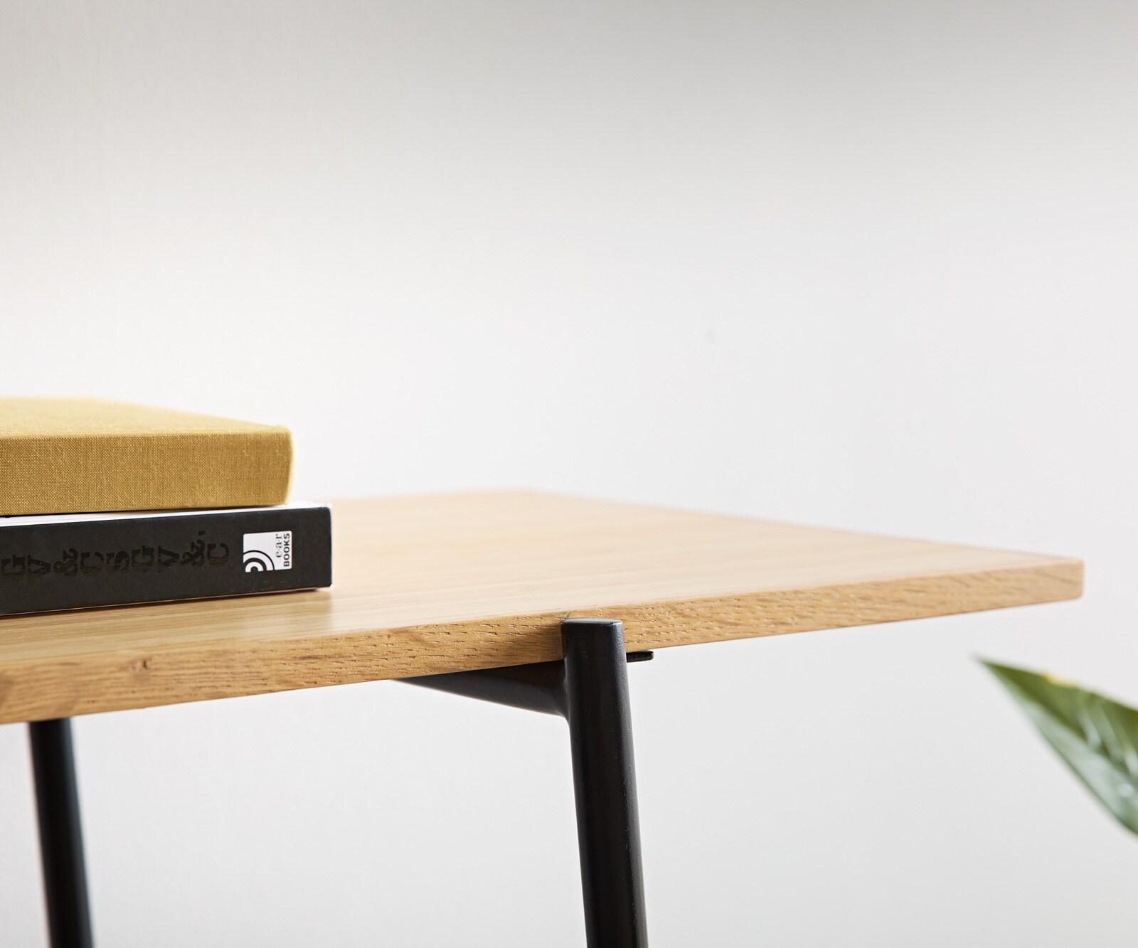 Boekenkast Mikkusu 185x160 Bamboe Natuurlijk Mango Zwart 5 planken Metaal Zwart 3