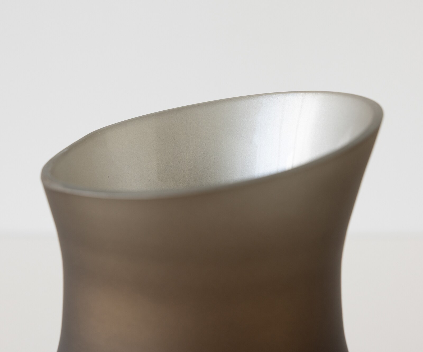 Vaas Curvia B18 x D11 x H41 cm Glas Aurum Mondgeblazen 3