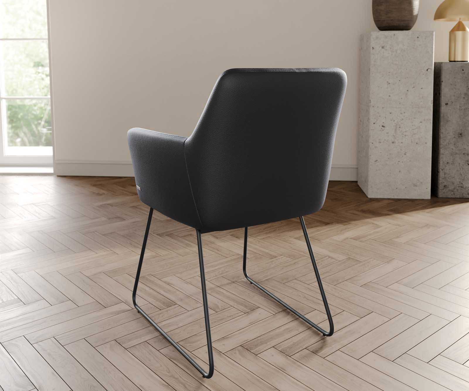 Eetkamerstoel Xana-Flex met armleuning echt leer zwart slipframe zwart pocketveer kern 3 Eetkamerstoel Xana-Flex met armleuning echt leer zwart slipframe zwart pocketveer kern 3