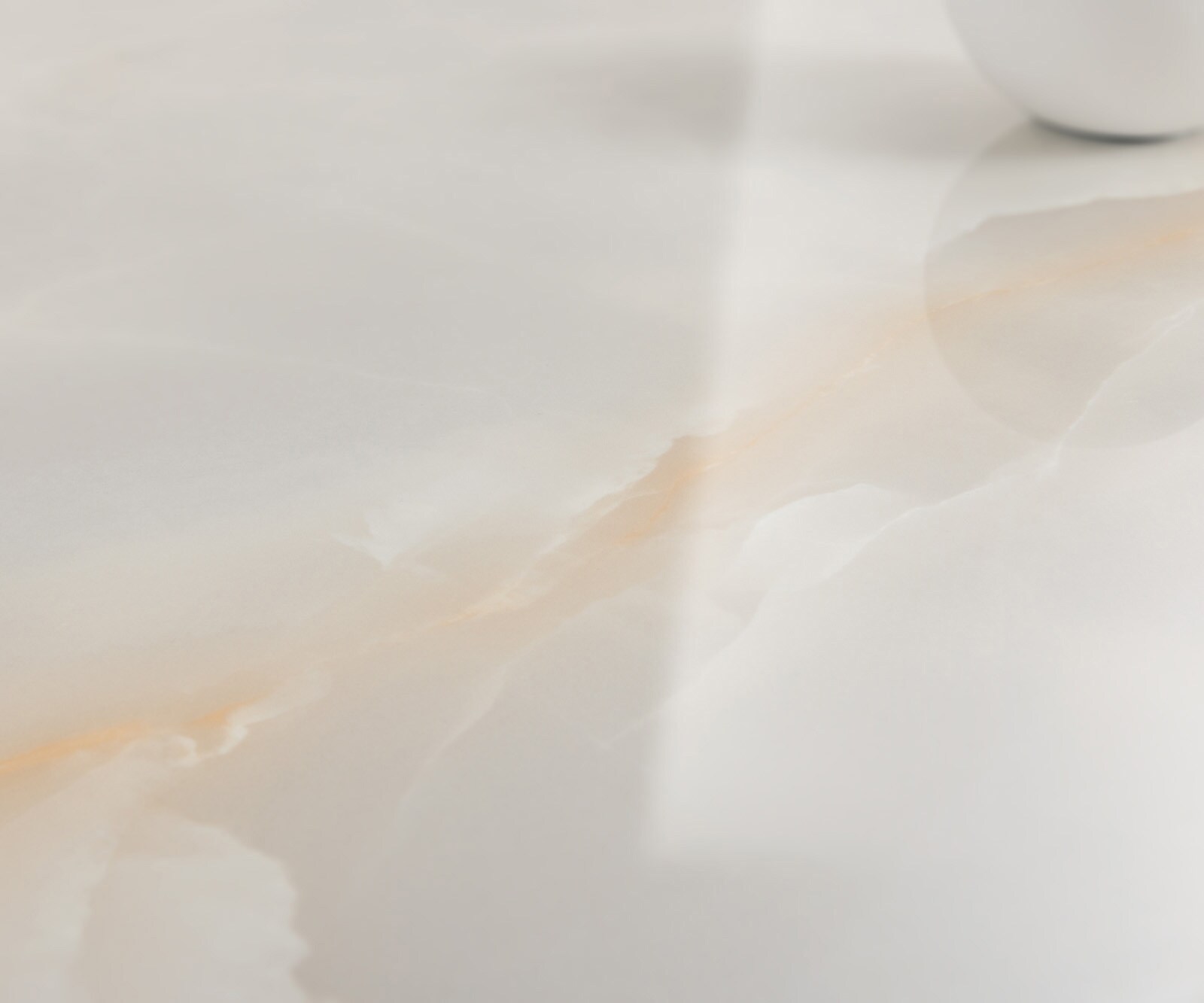 Eetkamertafel Edge Boot 270x120 cm Keramiek Iris FMG Onice Grigio W-onderstel Metaal Effectafwerking Titan 5