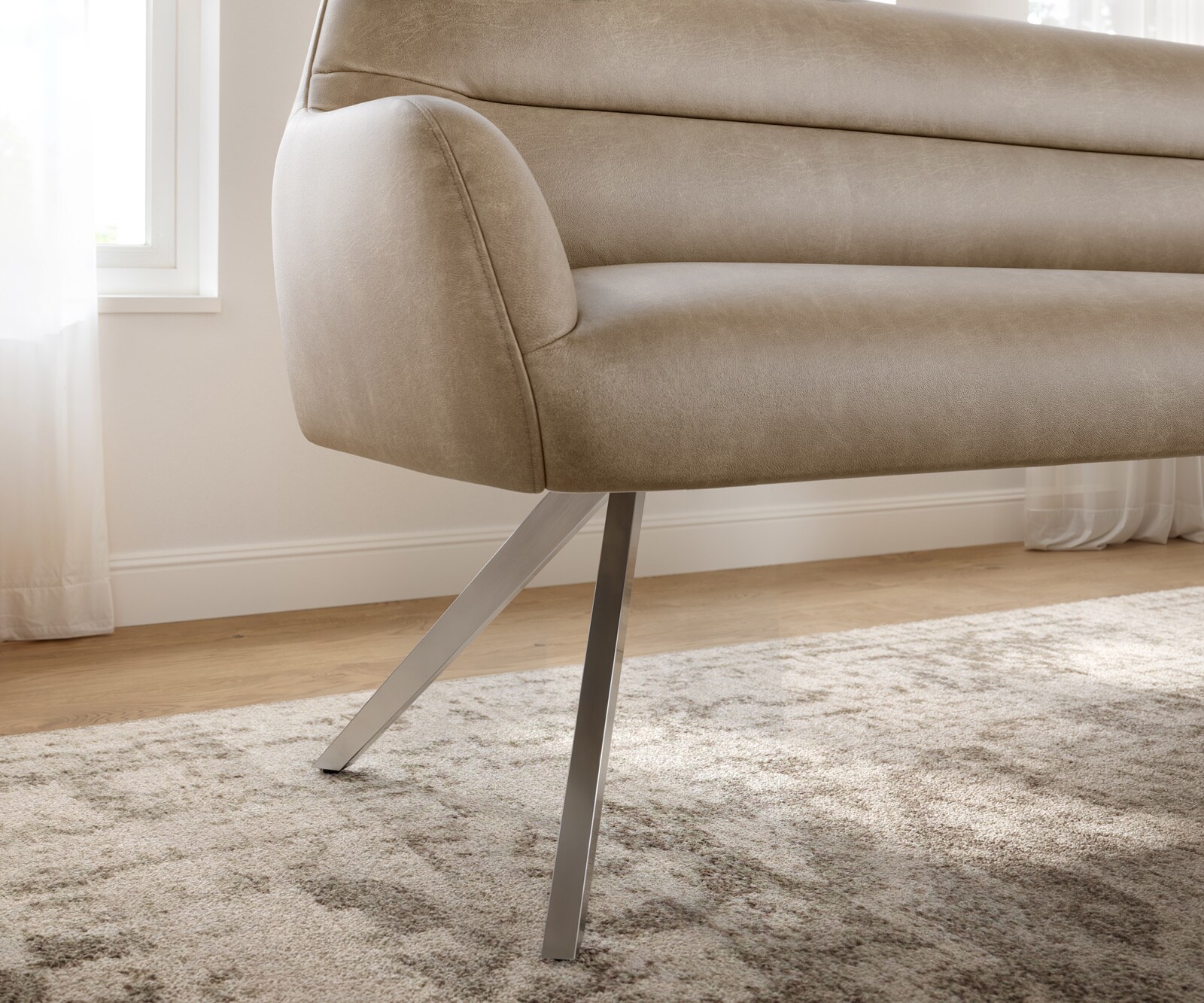 Eetkamerbank Taya-Flex 200 cm microvelours beige vintage hoekig kruisframe roestvrij staal pocketvering 4