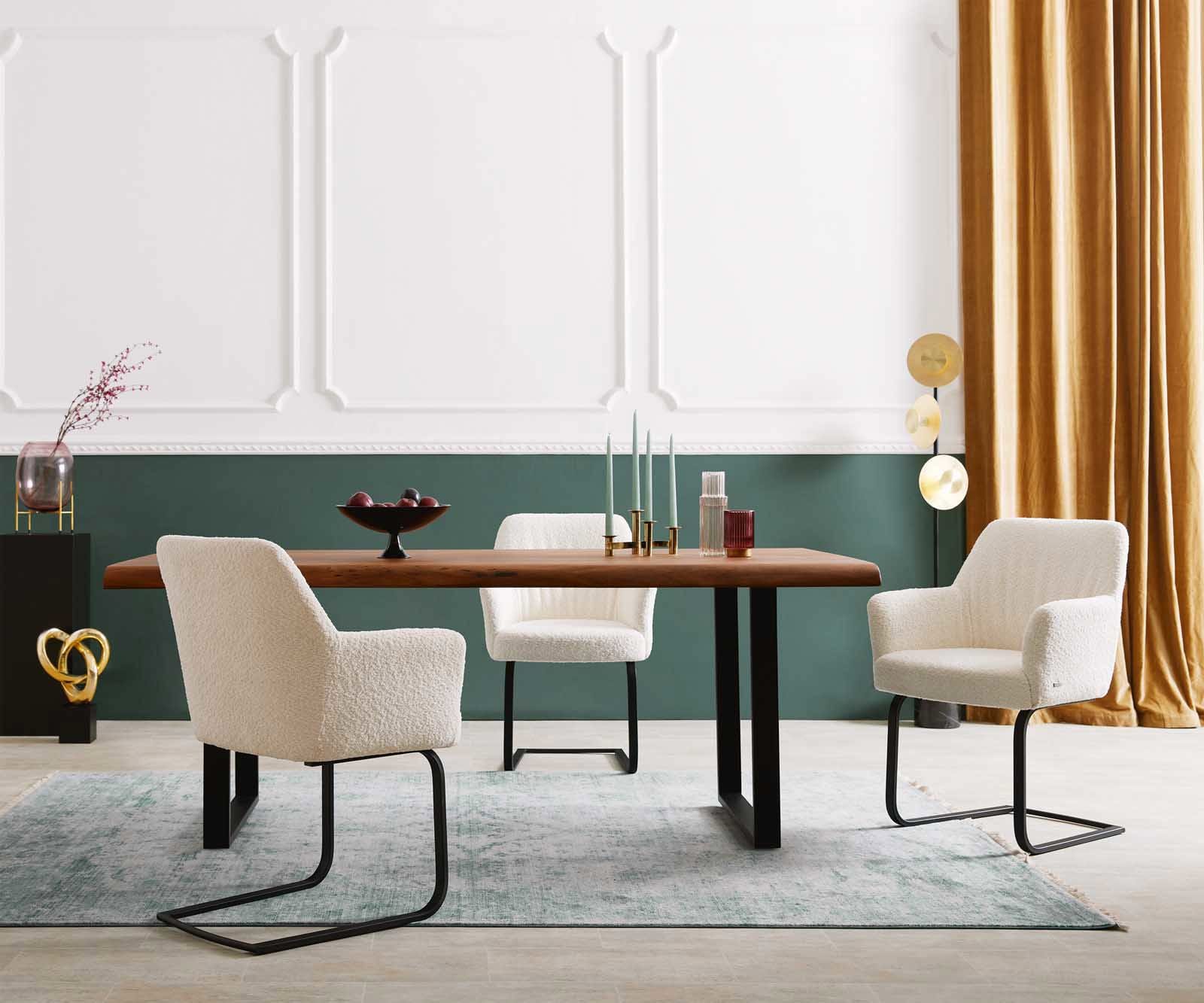 Sledemodel Xana-Flex met armleuning bouclé wit sledemodel vlak zwart pocketveer kern 5 Sledemodel Xana-Flex met armleuning bouclé wit sledemodel vlak zwart pocketveer kern 5