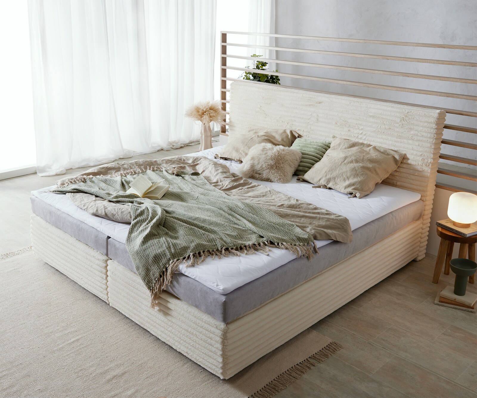 Boxspringbed Dream-Well pluche koord beige 200x200 cm Bonell matras PU topper 3 Boxspringbed Dream-Well pluche koord beige 200x200 cm Bonell matras PU topper 3