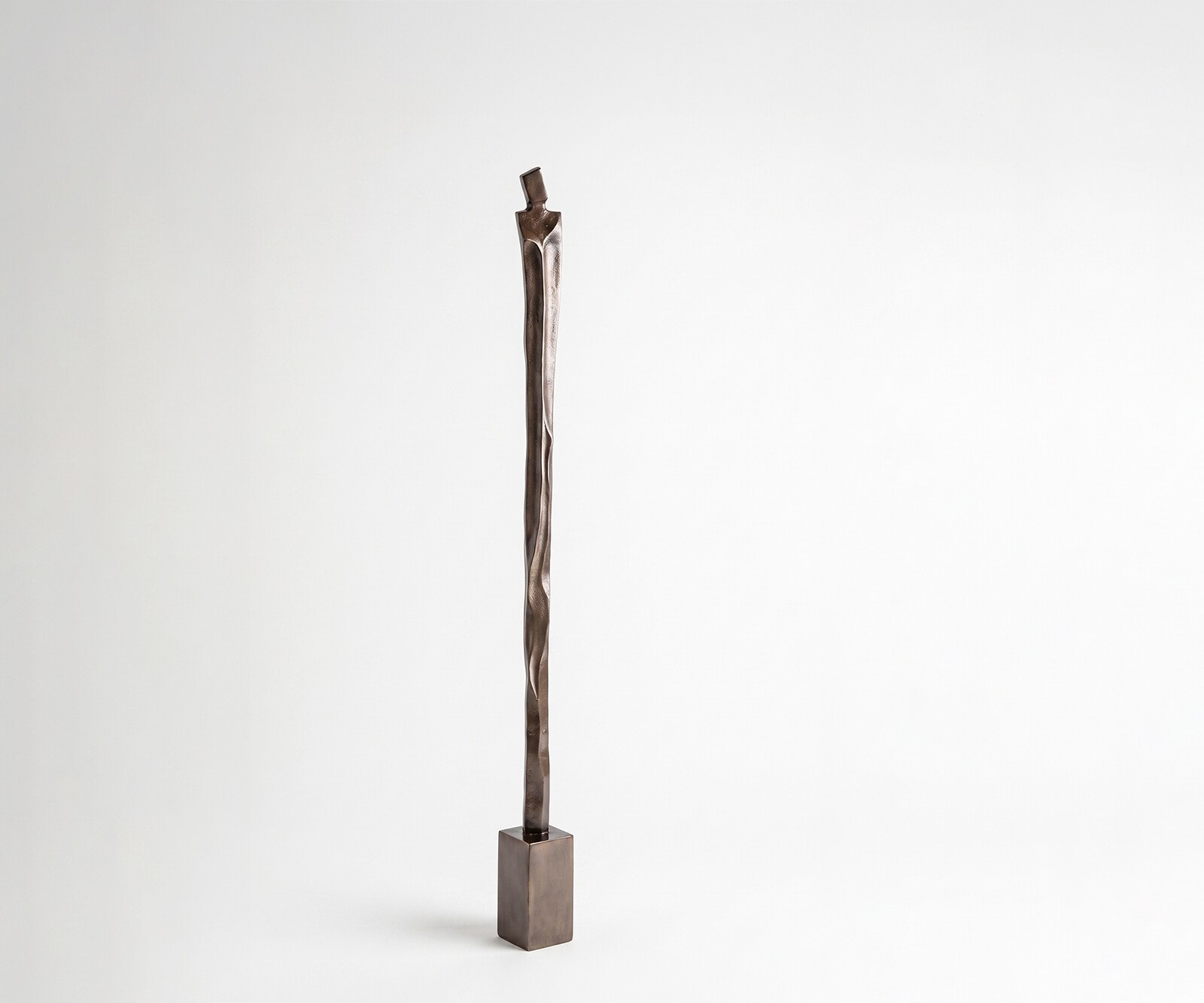 Beeldje Statera B12 x D12 x H163 cm Aluminium Mokka Bronze Handgemaakt