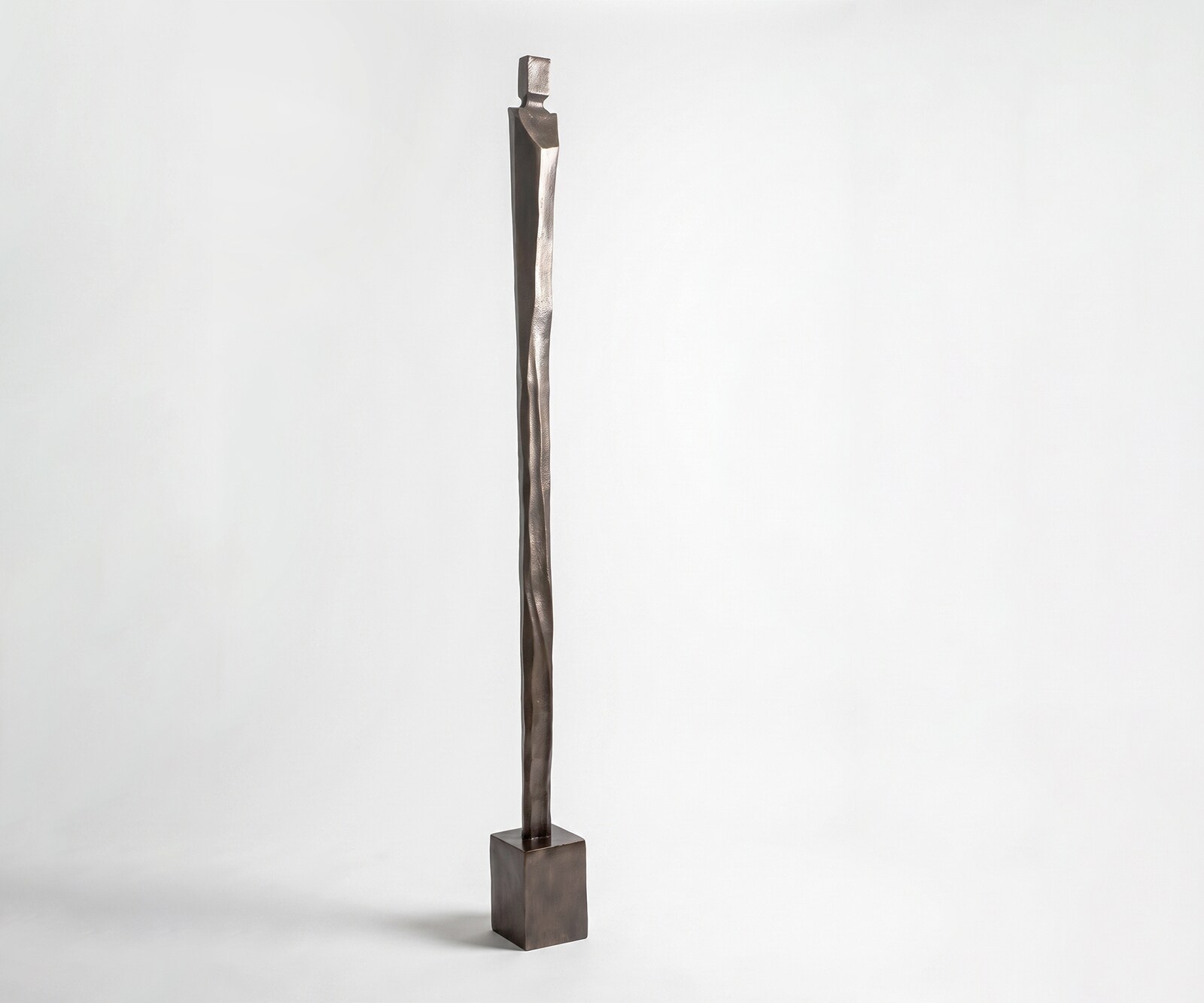 Beeldje Statera B17 x D16 x H190 cm Aluminium Mokka Bronze Handgemaakt