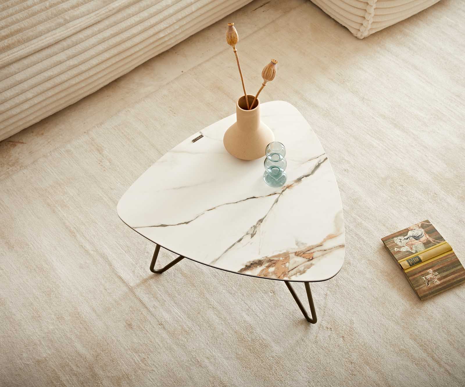 Salontafel Ekrem 65x65 cm keramiek Calacatta Luxe wit-goud-grijs Kruisvoet rond Metaal effect afwerking titanium 5
