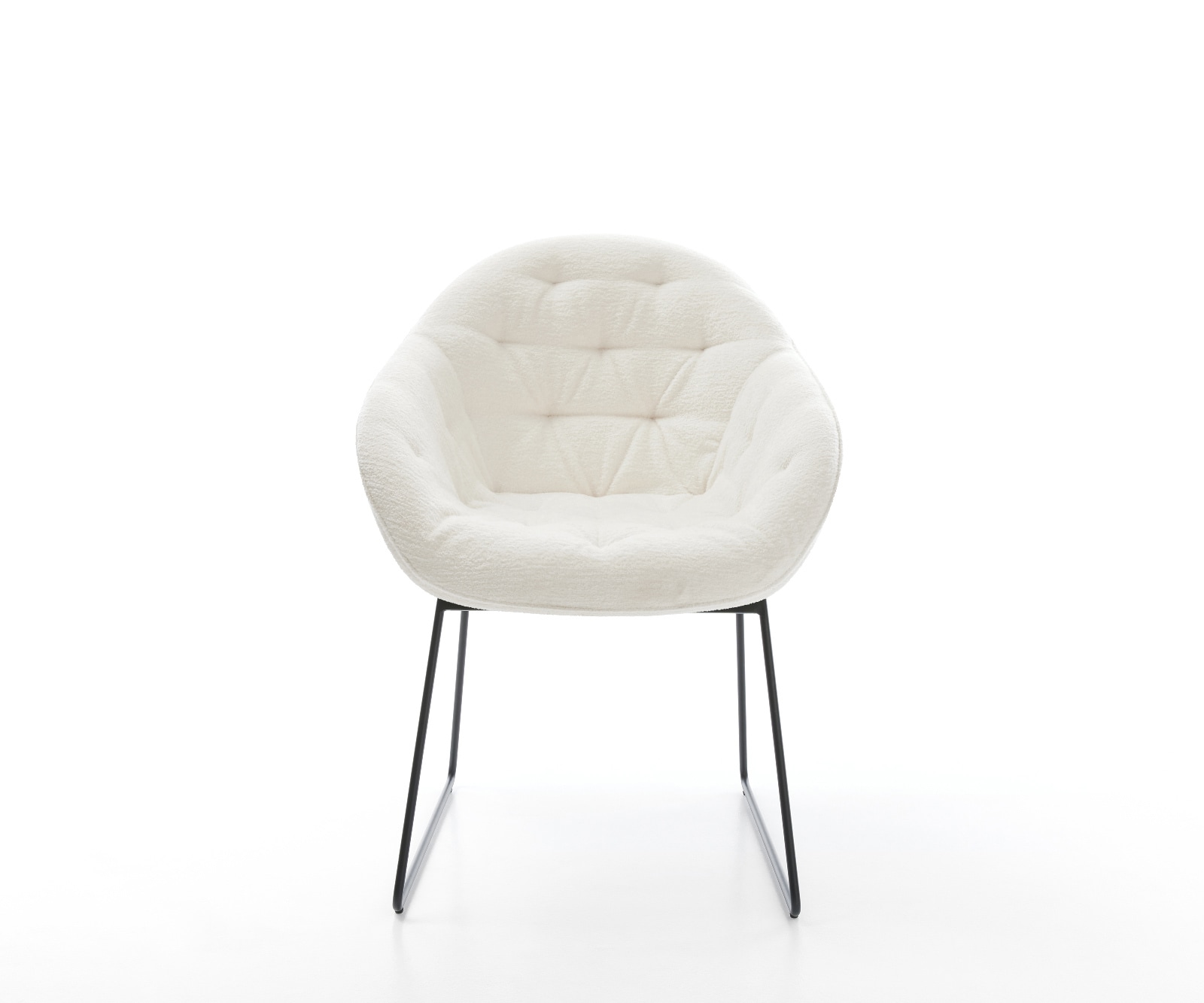 Eetkamerstoel Gaio-Flex bouclé zacht beige slipframe zwart 1 Eetkamerstoel Gaio-Flex bouclé zacht beige slipframe zwart 1