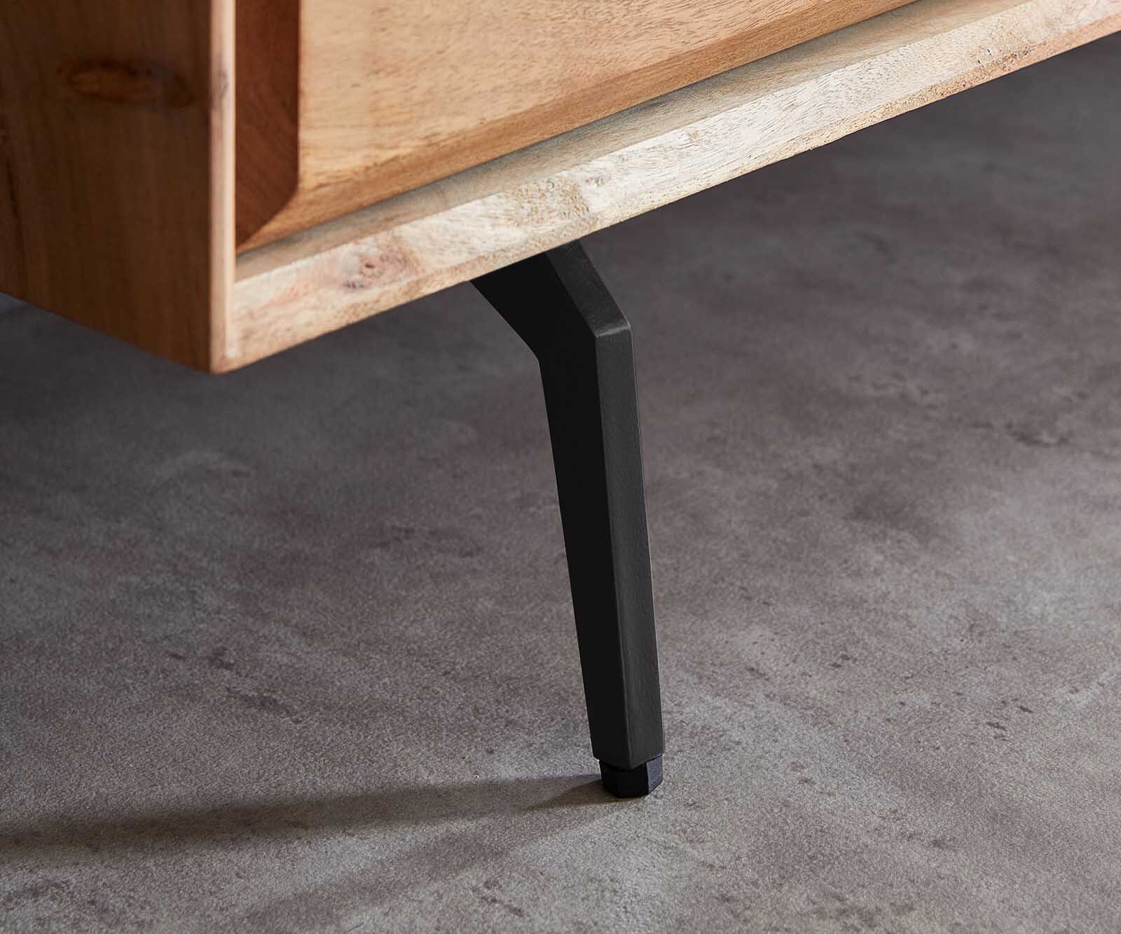 Tv-meubel Shari 160 cm natuur acacia 2 deuren 1 lade 1 vak Haakse poot metaal zwart 4 Tv-meubel Shari 160 cm natuur acacia 2 deuren 1 lade 1 vak Haakse poot metaal zwart 4