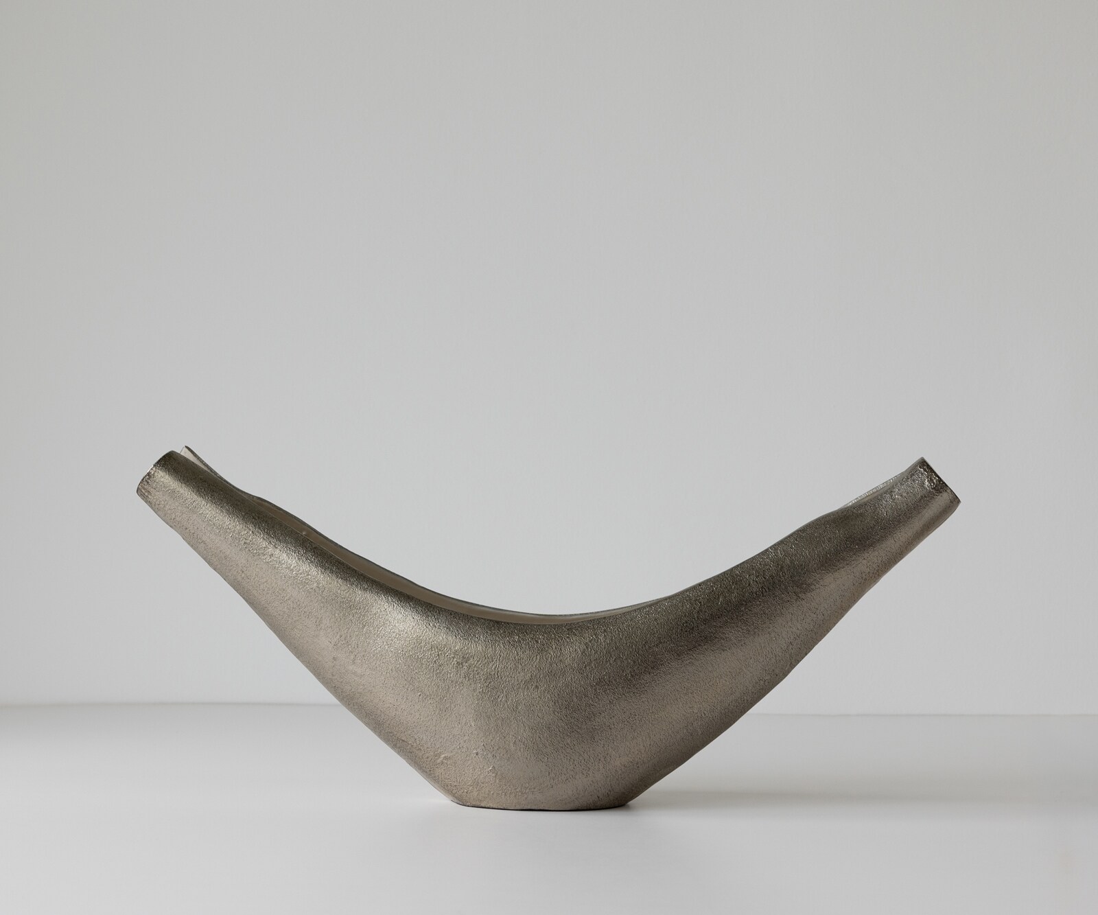 Sculptuur Navira B77 x D17 x H31 cm Aluminium Platin Opal Handgemaakt 1