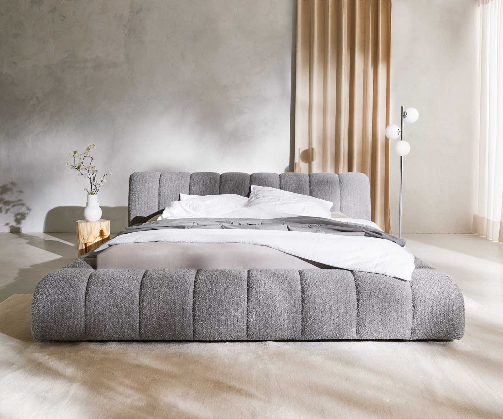 Gestoffeerd bedframe Cutio 180x200 cm Bouclé zilvergrijs 3