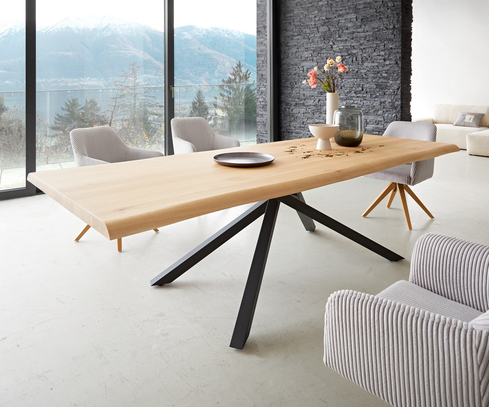 Eettafel Edge 260x100 eiken natuur kruisframe rechthoek zwart  Live-Edge
