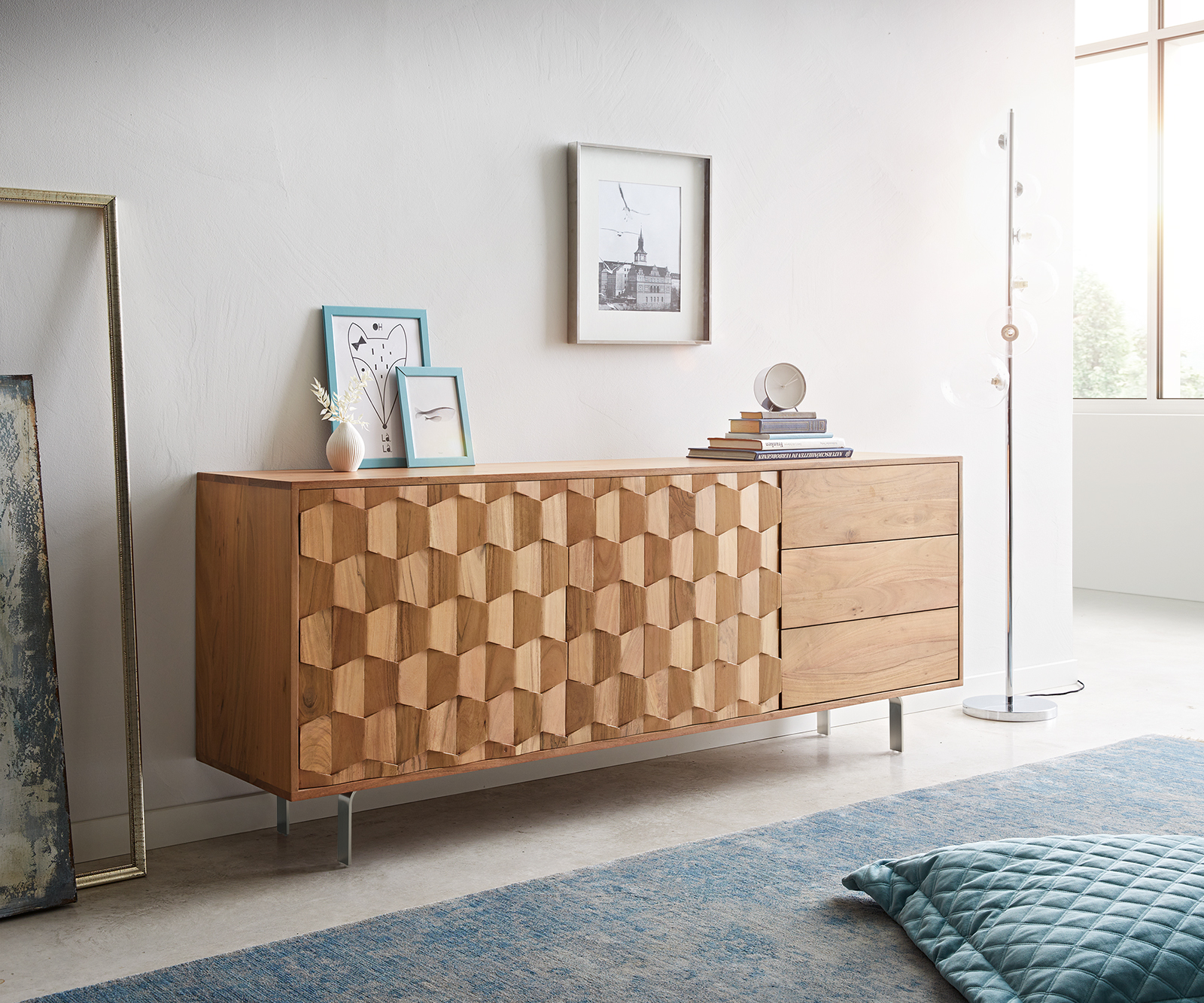 Dressoir Fevo 175 cm acacia natuur 2 deuren 3 laden L-poot