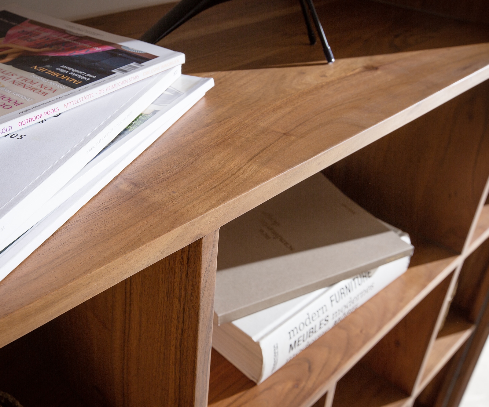 Boekenkast  Stonegrace 120x150 acacia natuur 12 vakken steen fineer V-poot 4 Boekenkast  Stonegrace 120x150 acacia natuur 12 vakken steen fineer V-poot 4