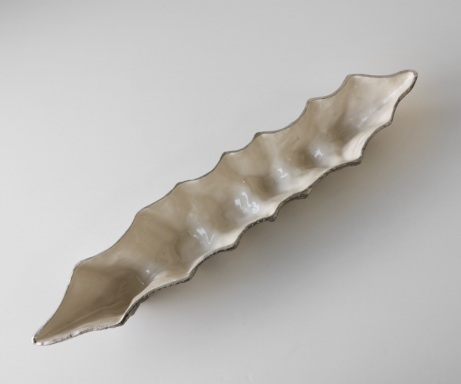 Schaal Riffa B100 x D19 x H15 cm Aluminium Platin Opal Handgemaakt 3