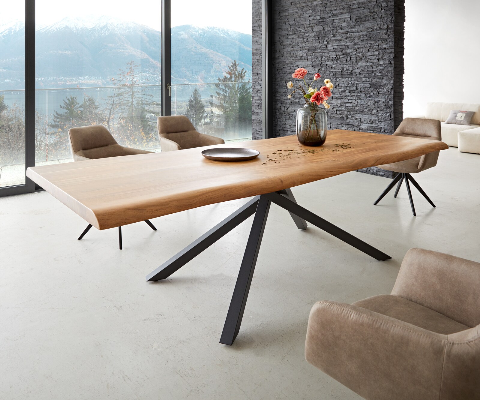 Eettafel Edge 260x100 XL acacia natuur kruisframe rechthoek zwart  Live-Edge 1