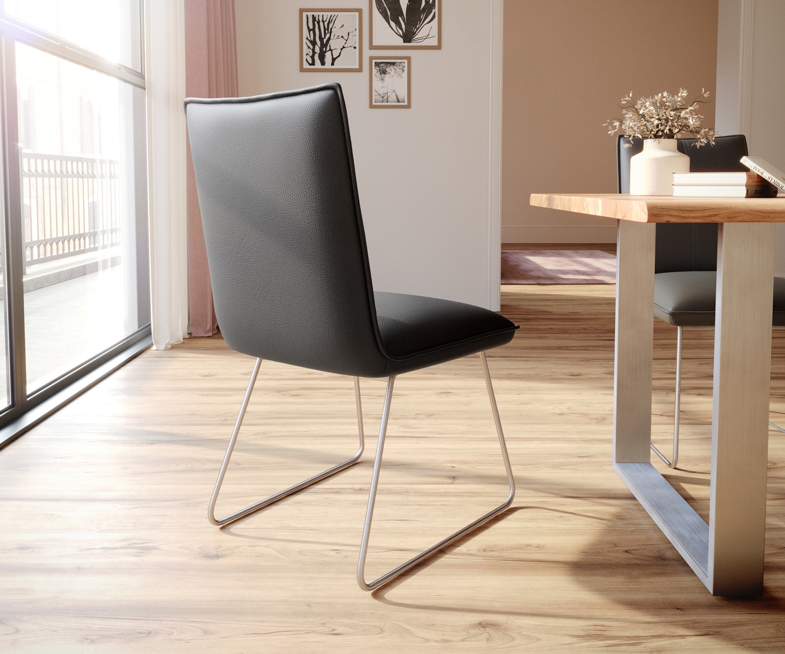 Eetkamerstoel Lelio-Flex echt leer zwart slipframe roestvrij staal pocketveer kern 4 Eetkamerstoel Lelio-Flex echt leer zwart slipframe roestvrij staal pocketveer kern 4