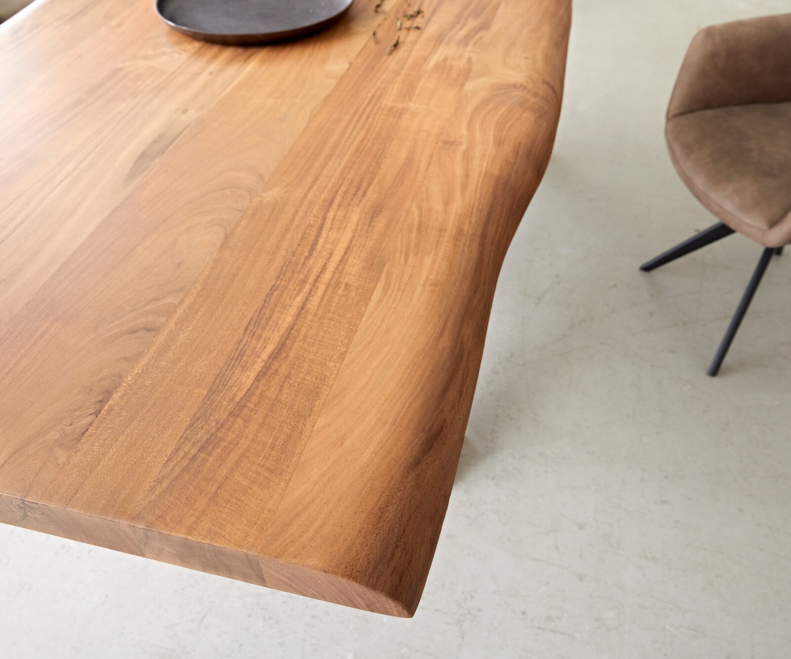 Eettafel Edge 260x100 XL acacia natuur kruisframe rechthoek roestvrij staal  Live-Edge 5