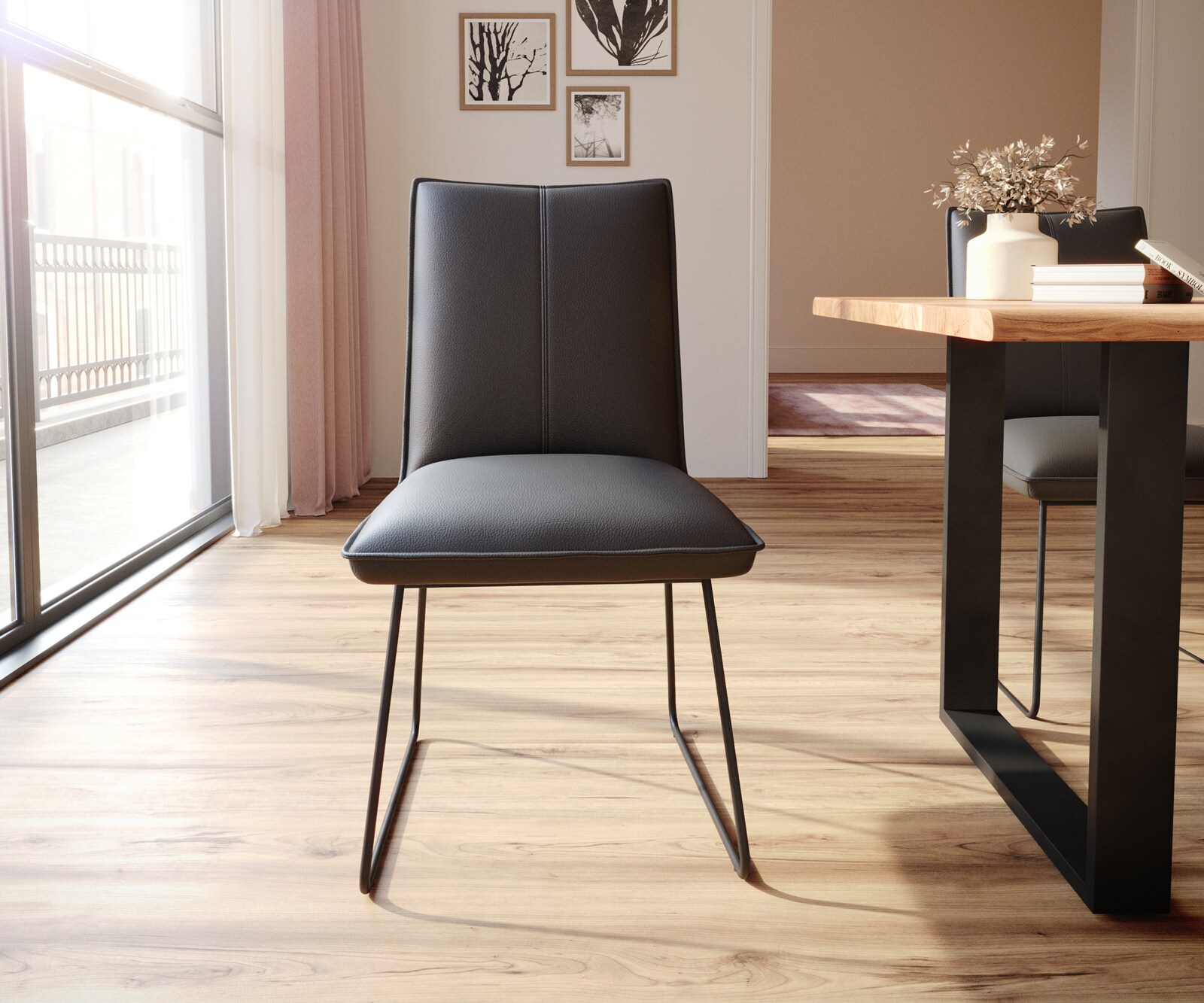 Eetkamerstoel Lelio-Flex echt leer zwart slipframe zwart pocketveer kern 1 Eetkamerstoel Lelio-Flex echt leer zwart slipframe zwart pocketveer kern 1