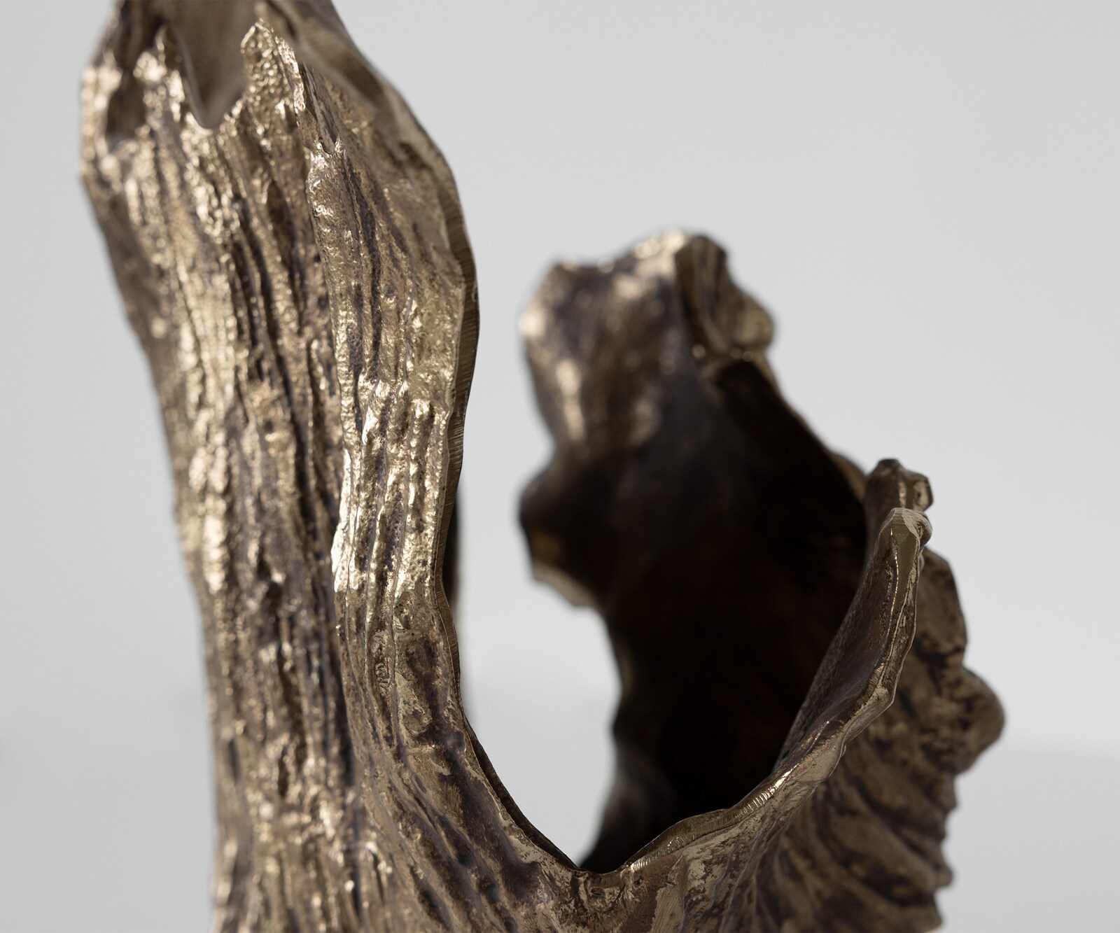 Vaas Corallo B43 x D24 x H61 cm Aluminium Oro Antico Handgemaakt 7