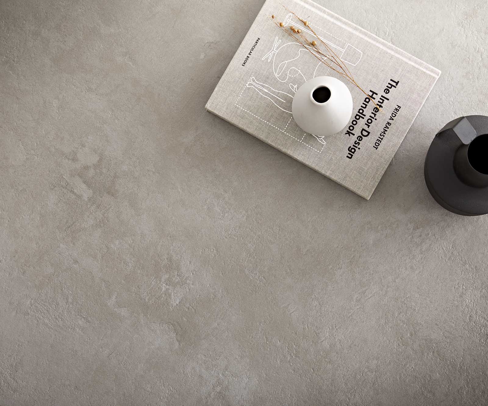 Bijzettafel Elenya 60x60 cm keramiek Aspetto Concreto betonkleurig onderstel metaal zwart 3 Bijzettafel Elenya 60x60 cm keramiek Aspetto Concreto betonkleurig onderstel metaal zwart 3