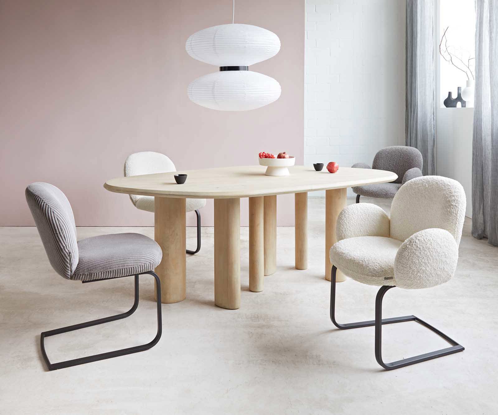 Sledemodel Nube-Flex met armleuning bouclé wit sledemodel vlak zwart pocketveer kern 5