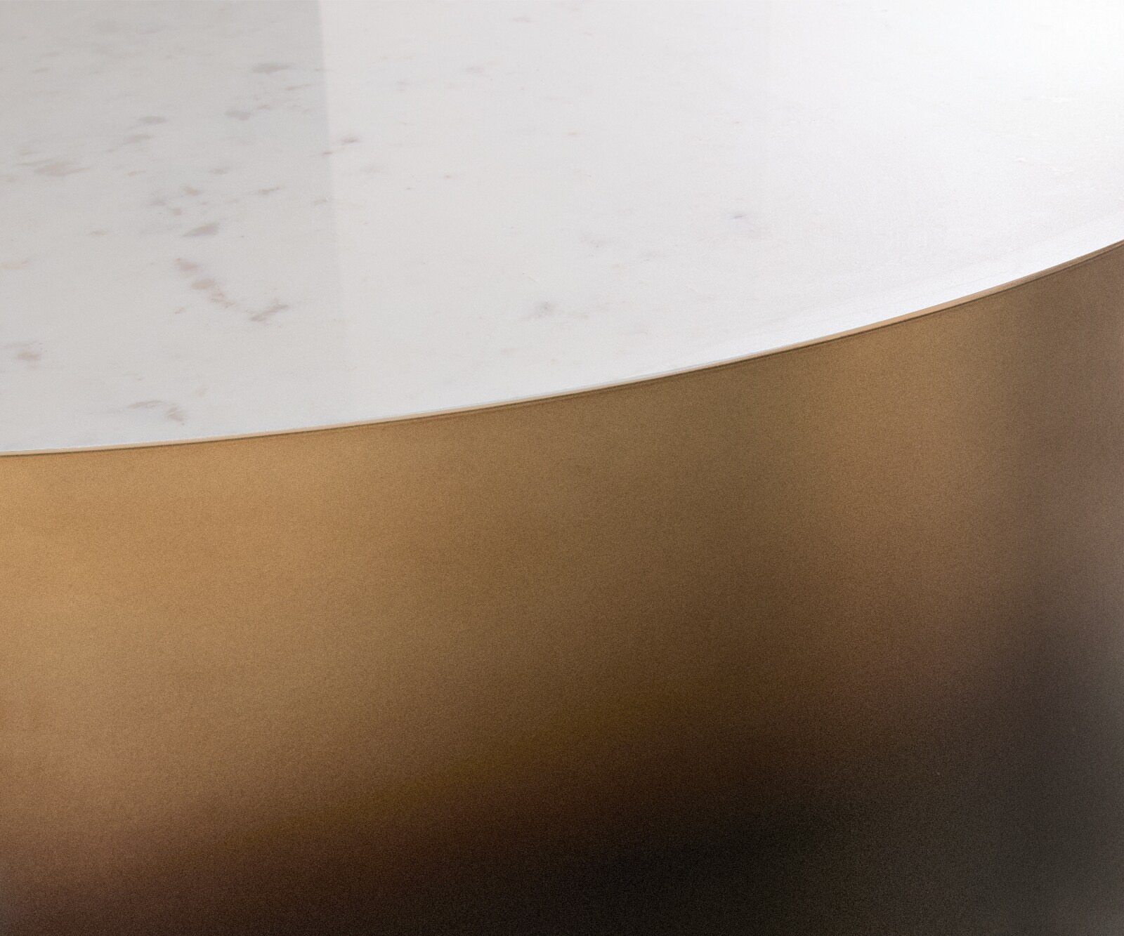 Salontafel Alerio 90x90 cm marmer wit metaal goud fusion afwerking 2