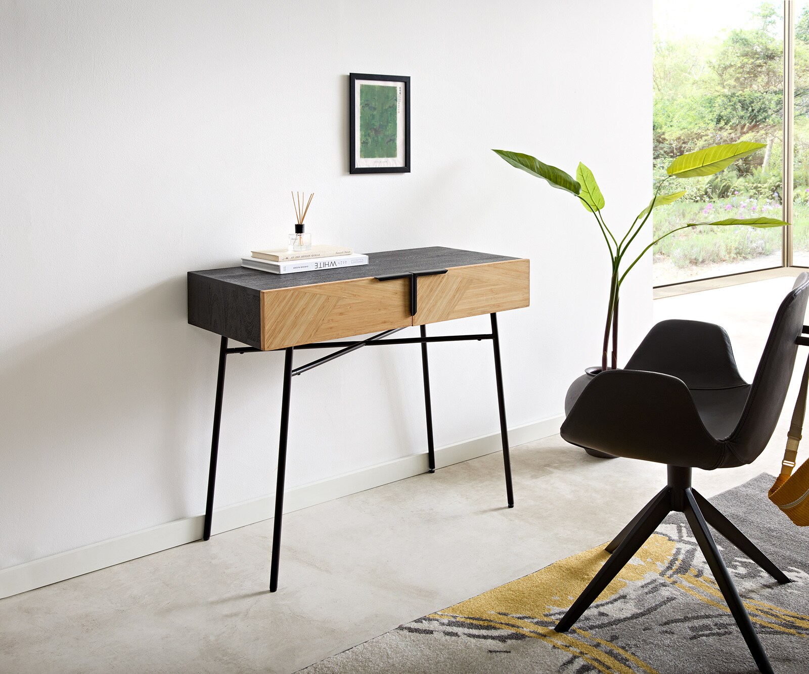 Nachtkastje Mikkusu 90x45 cm Bamboe Natural Mango Zwart 2 laden Metaal Zwart 1