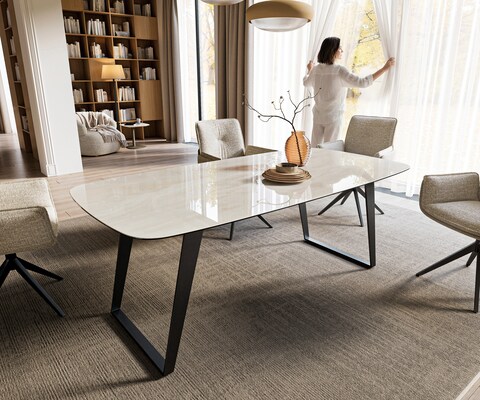 Eettafel Edge boot 200x100 cm keramiek Onyx Champagne schuin onderstel metaal zwart