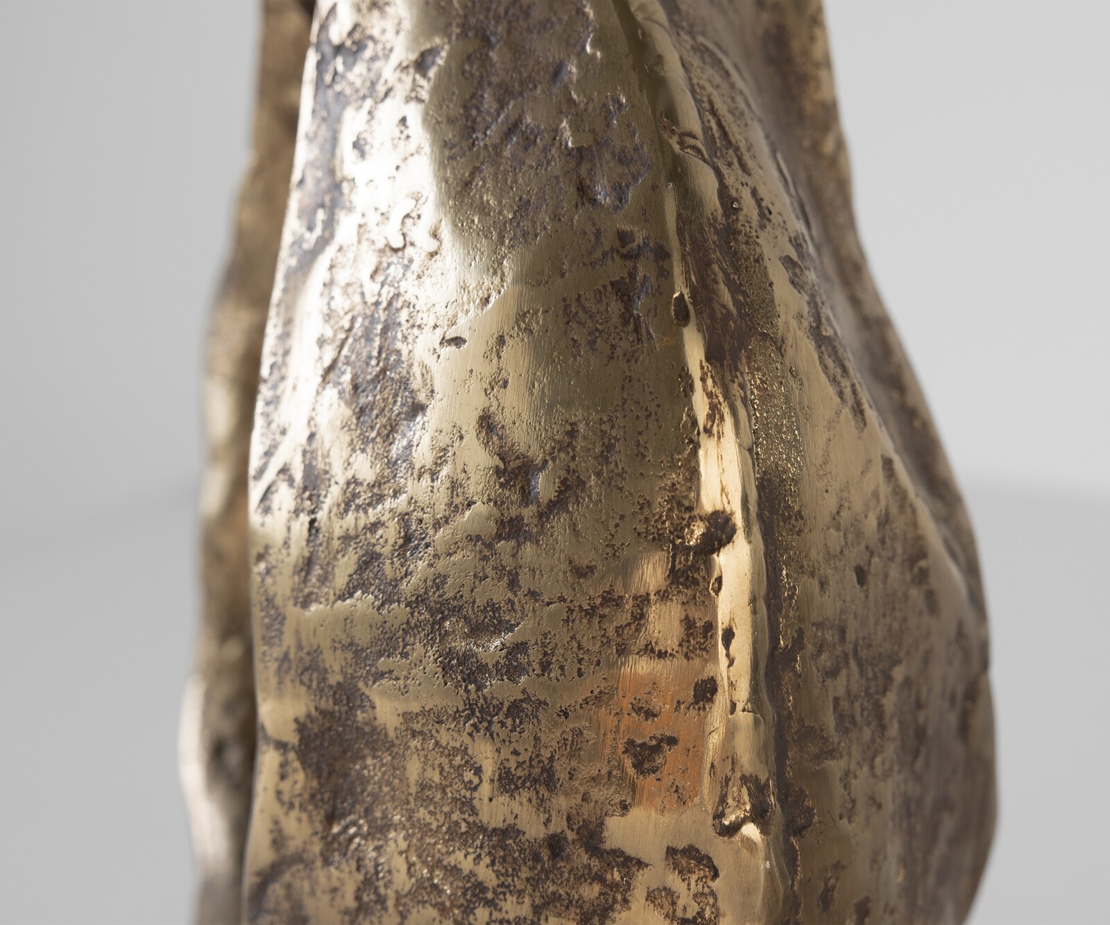 Sculptuur Nexora B34 x D17 x H40 cm Aluminium Oro Antico Handgemaakt 4