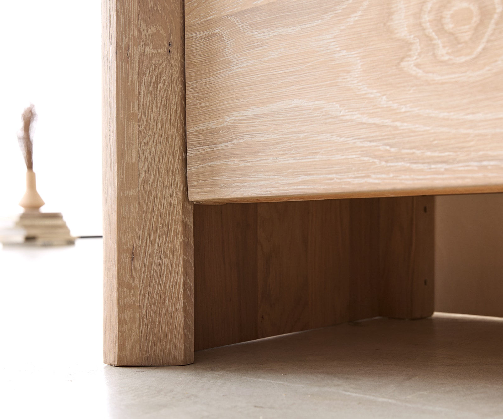 Dressoir Assuan 175 cm Gekalkte eik 4 deuren 1 vak 8