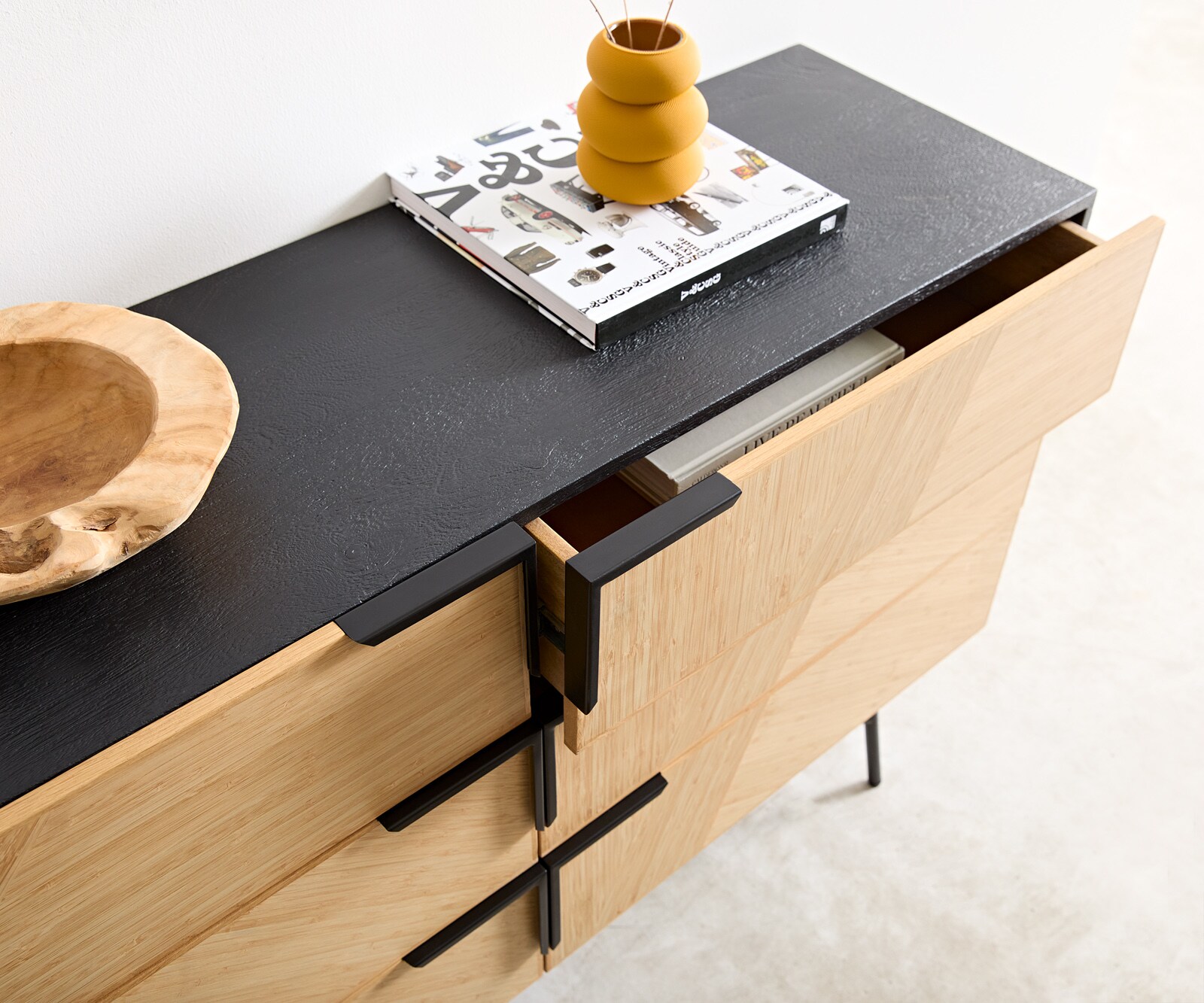 Dressoir Mikkusu 140 Bamboe Natuurlijk Mango Zwart 6 laden Metaal Zwart 4