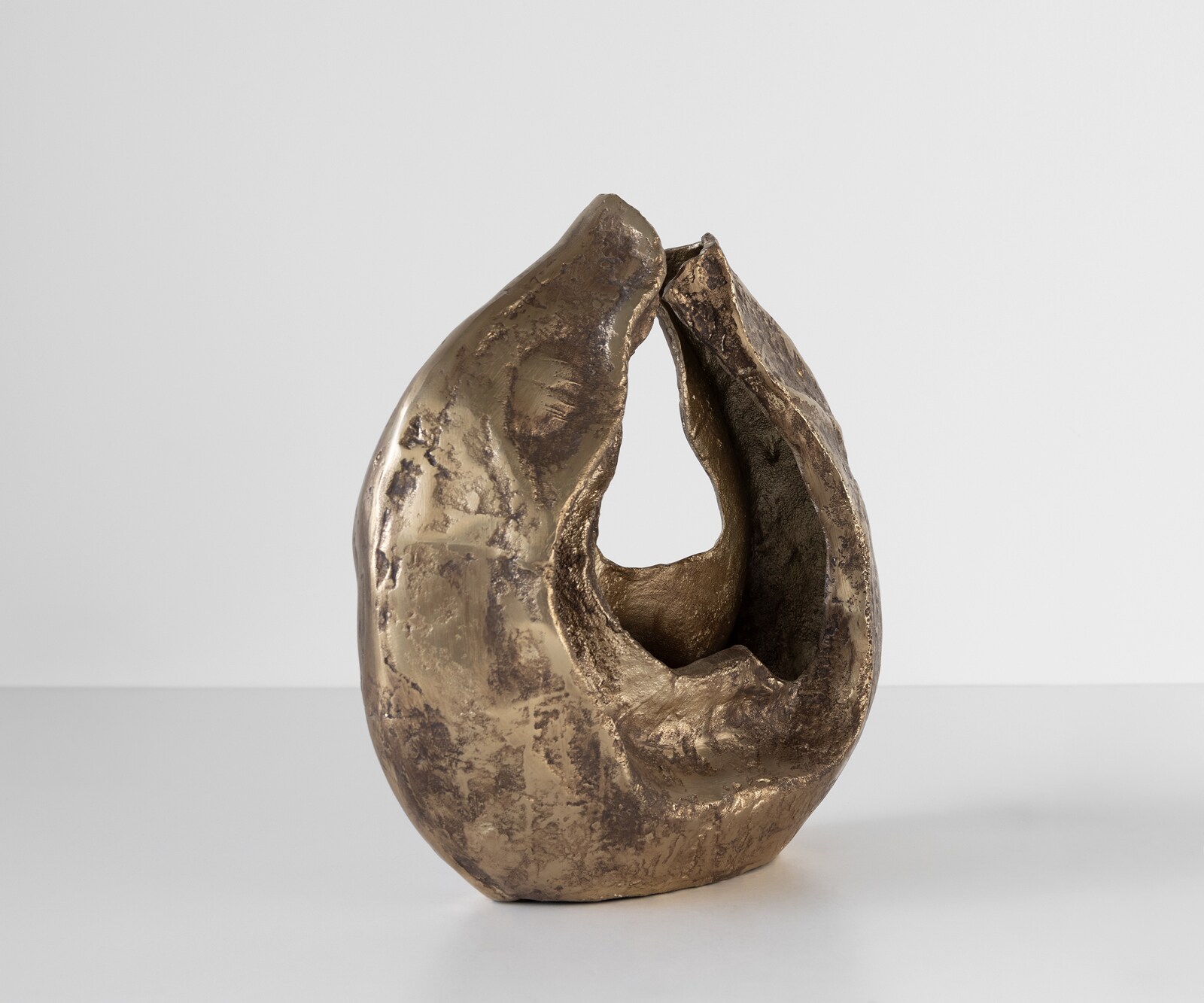 Sculptuur Nexora B40 x D17 x H42 cm Aluminium Oro Antico Handgemaakt 1