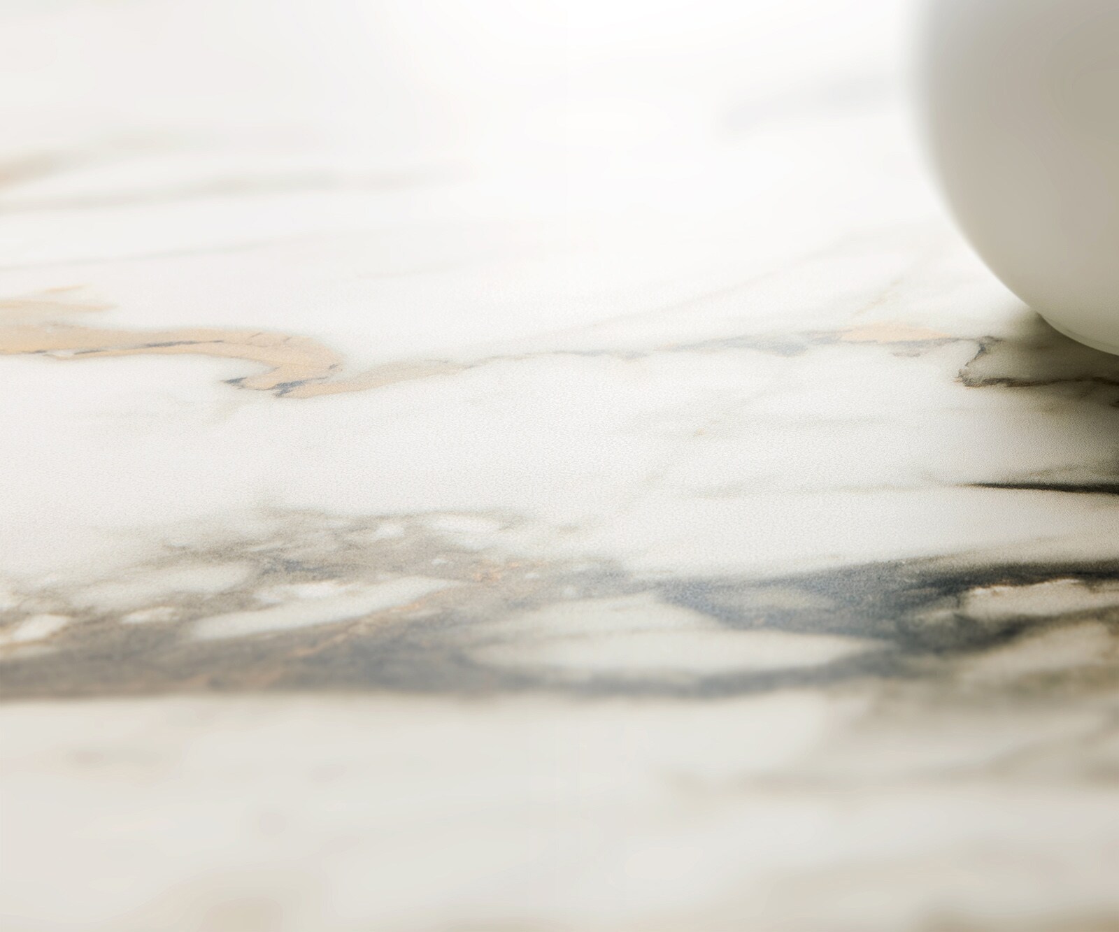 Eettafel Edge 300x100 keramiek  Calacatta Luxe wit-goud-grijs Prisma metaal goud 4 Eettafel Edge 300x100 keramiek  Calacatta Luxe wit-goud-grijs Prisma metaal goud 4