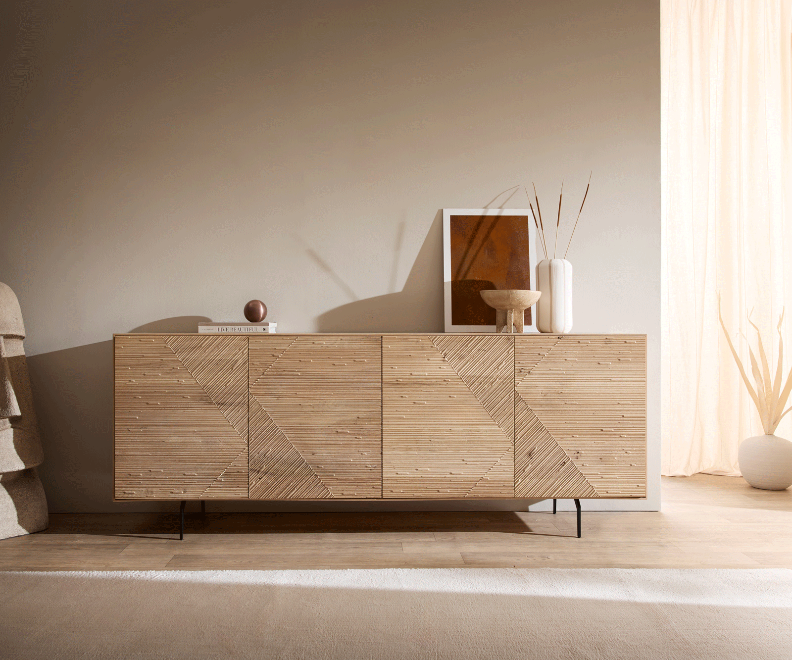 Dressoir Tereos 200 cm eiken natuur 3D-effect 4 deuren hoekpoot metaal zwart 6