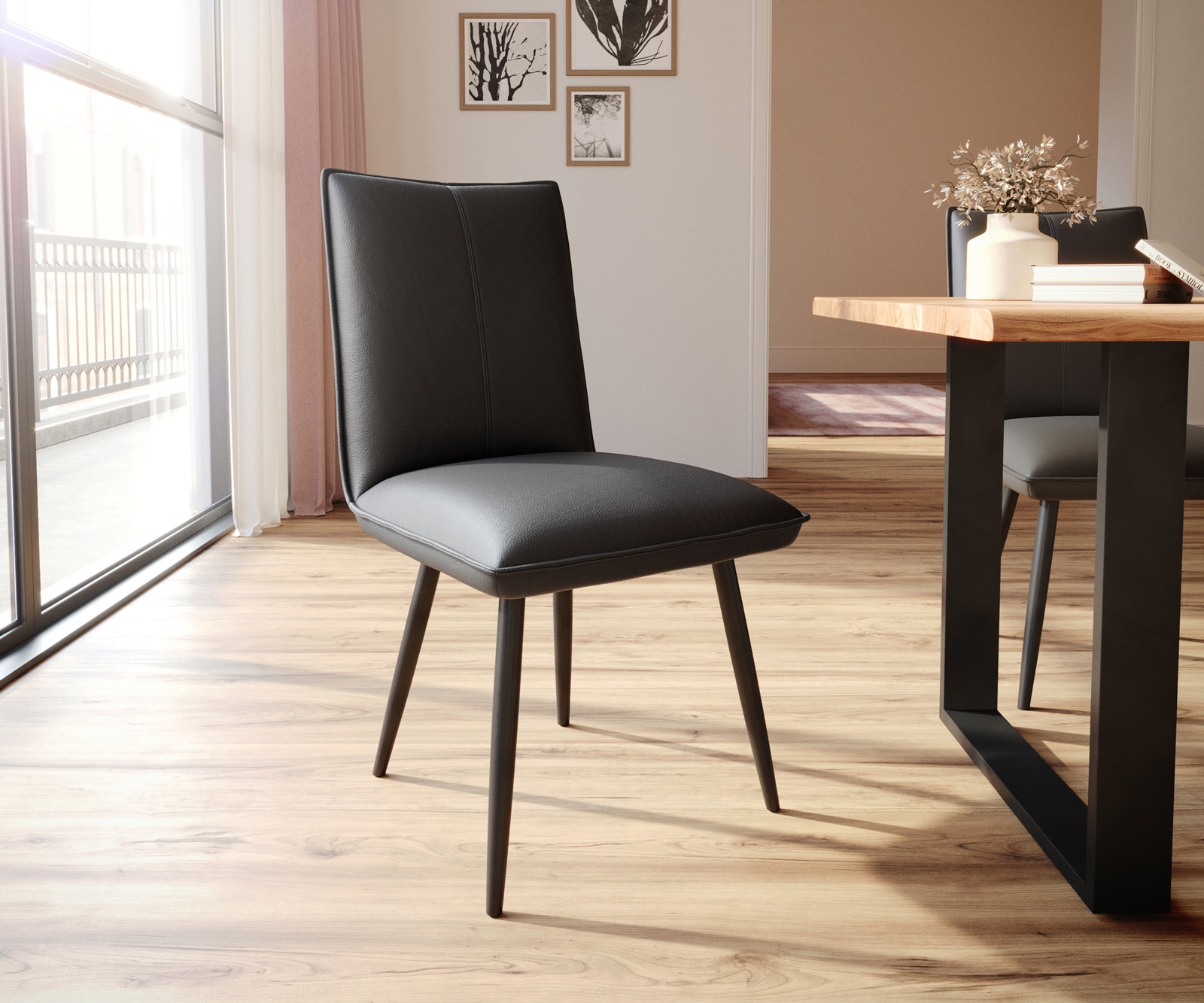 Eetkamerstoel Lelio-Flex echt leer zwart 4-poot conisch zwart pocketveer kern Eetkamerstoel Lelio-Flex echt leer zwart 4-poot conisch zwart pocketveer kern