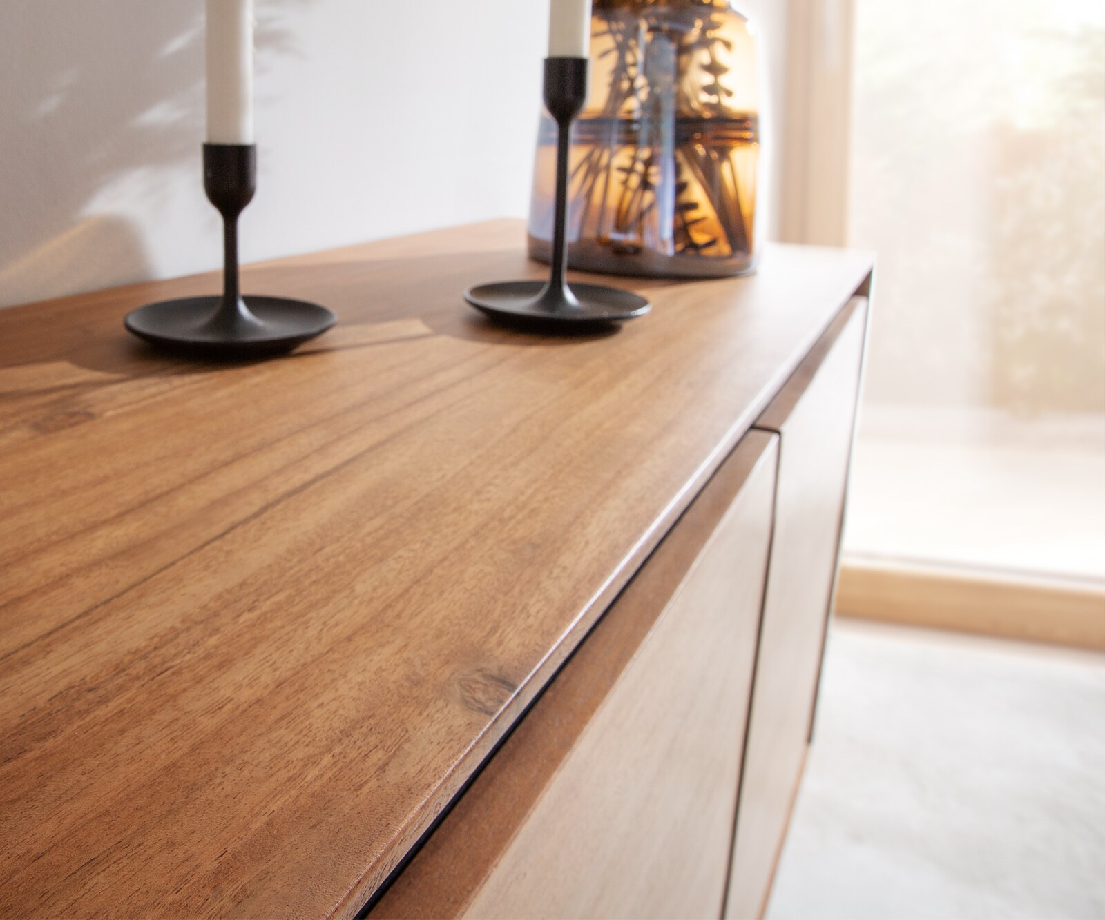 Dressoir Stonegrace 145 cm acacia natuur 3 deuren steen fineer V-poot 3