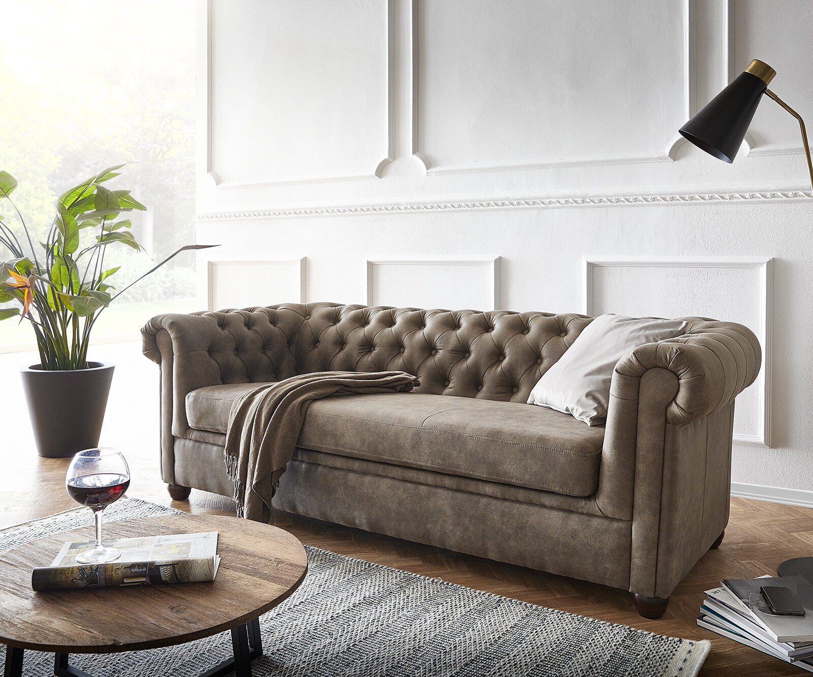 Bank Chesterfield 200x88 taupe suède-look 3-zitsbank