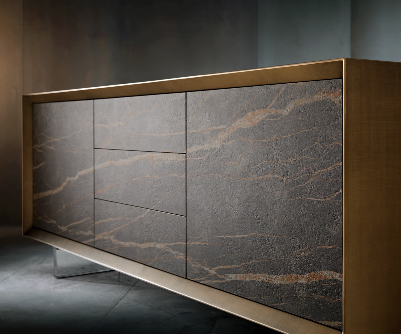 Dressoir Yori metaal goud 200 cm 2 deuren 3 lades acrylvoet keramiek Laminam®Noir Desir bruin  2