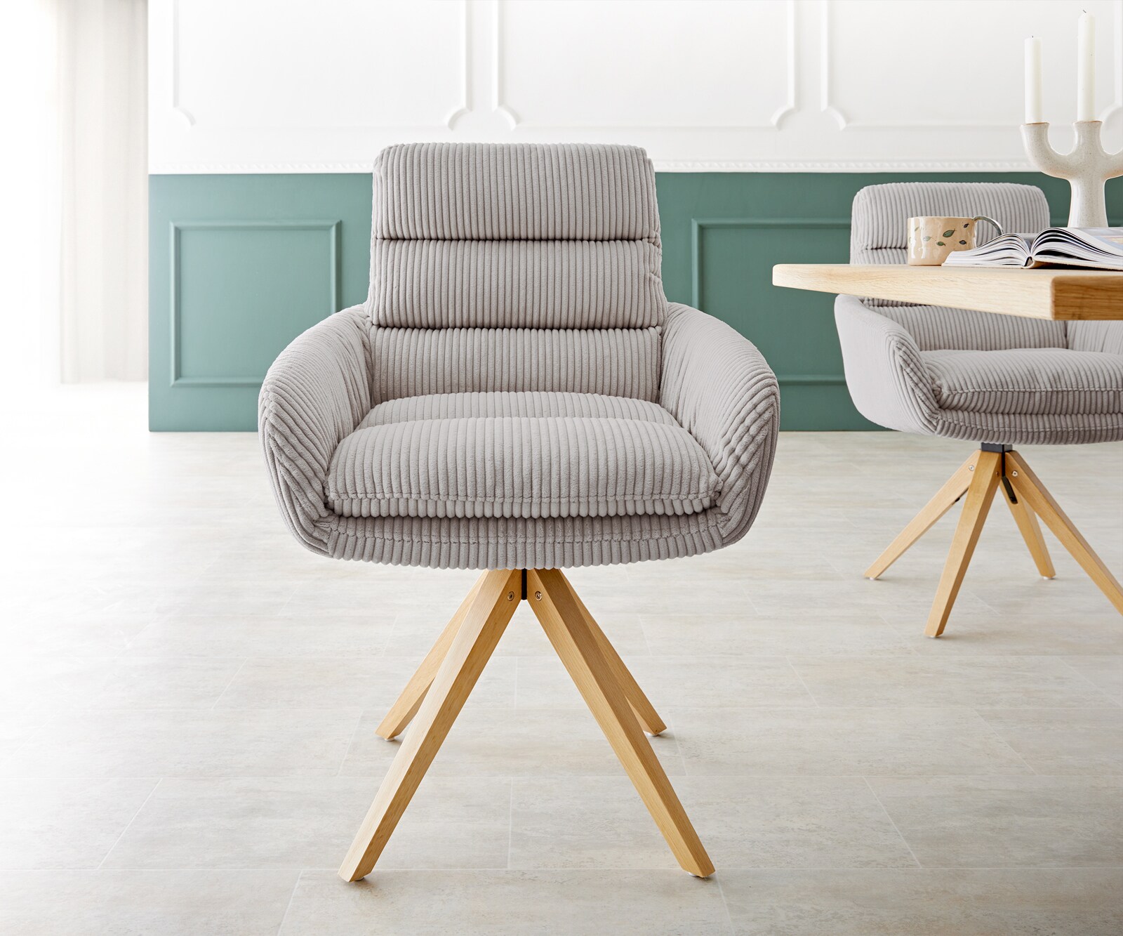 Eetkamerstoel Abelia-Flex met armleuning koord zilver grijs houten frame hoekig natuur 1 Eetkamerstoel Abelia-Flex met armleuning koord zilver grijs houten frame hoekig natuur 1