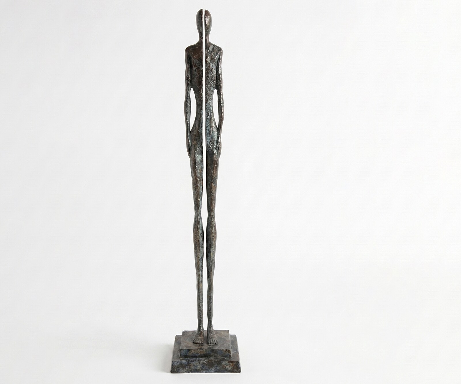 Beeldje Divora B29 x D29 x H157 cm Aluminium Umbra Antica Handgemaakt