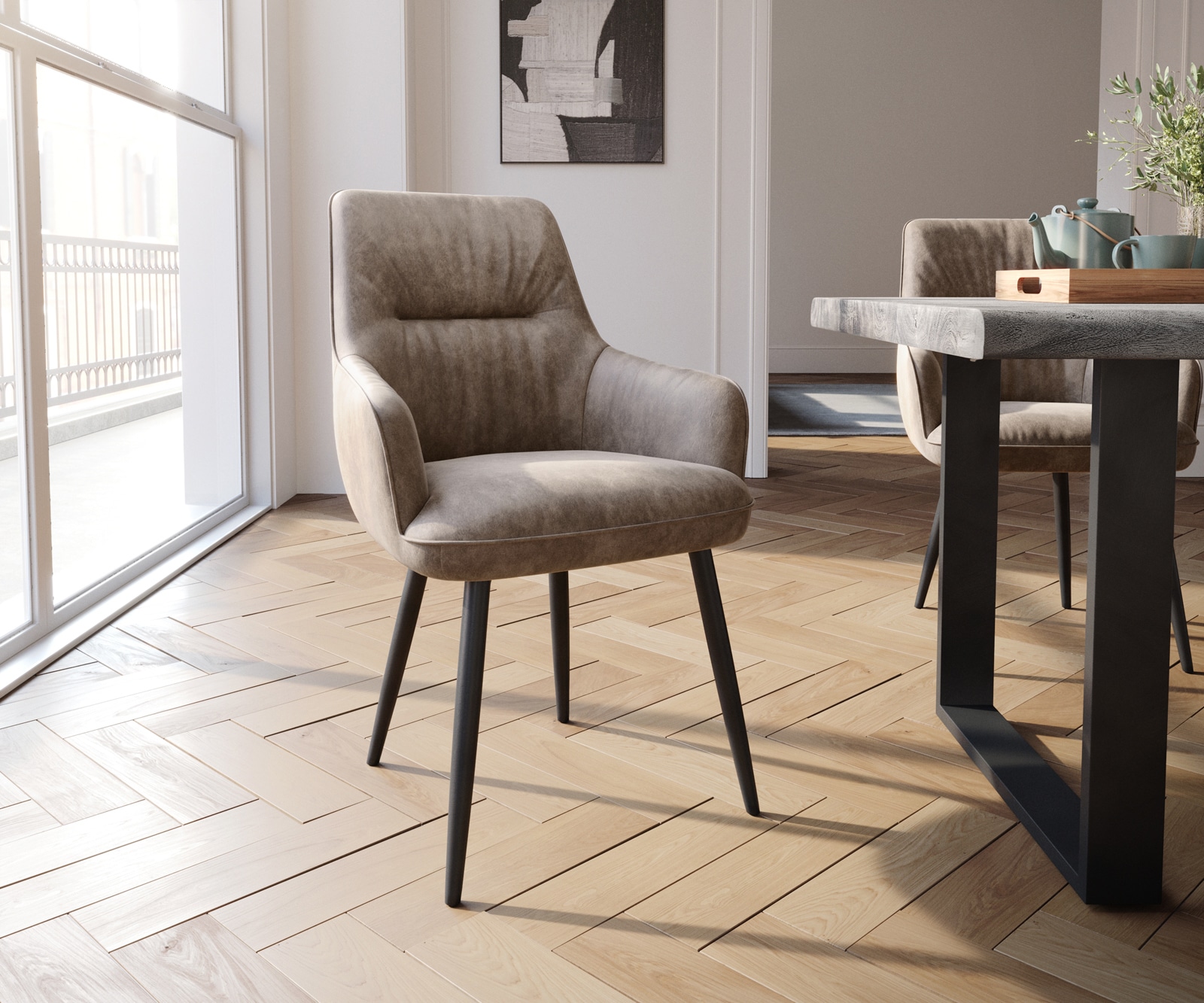 Eetkamerstoel Zelia-Flex met armleuning microvelours taupe vintage 4-poot conisch zwart pocketveer kern 1