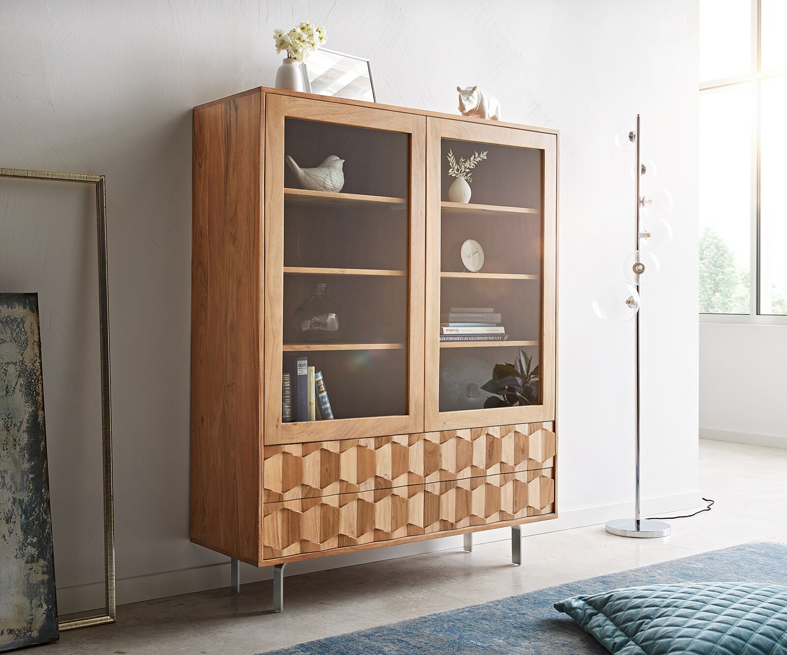 Vitrinekast Fevo 115x150 cm acacia natuur L-poot Vitrinekast Fevo 115x150 cm acacia natuur L-poot