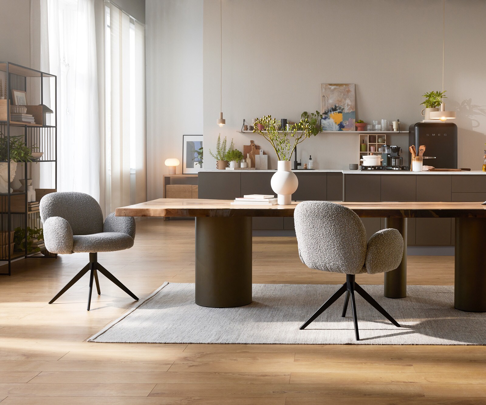 Draaistoel Nube-Flex met armleuning bouclé zilver grijs kruisframe breed zwart 360° draaibaar pocketveer kern 3 Draaistoel Nube-Flex met armleuning bouclé zilver grijs kruisframe breed zwart 360° draaibaar pocketveer kern 3